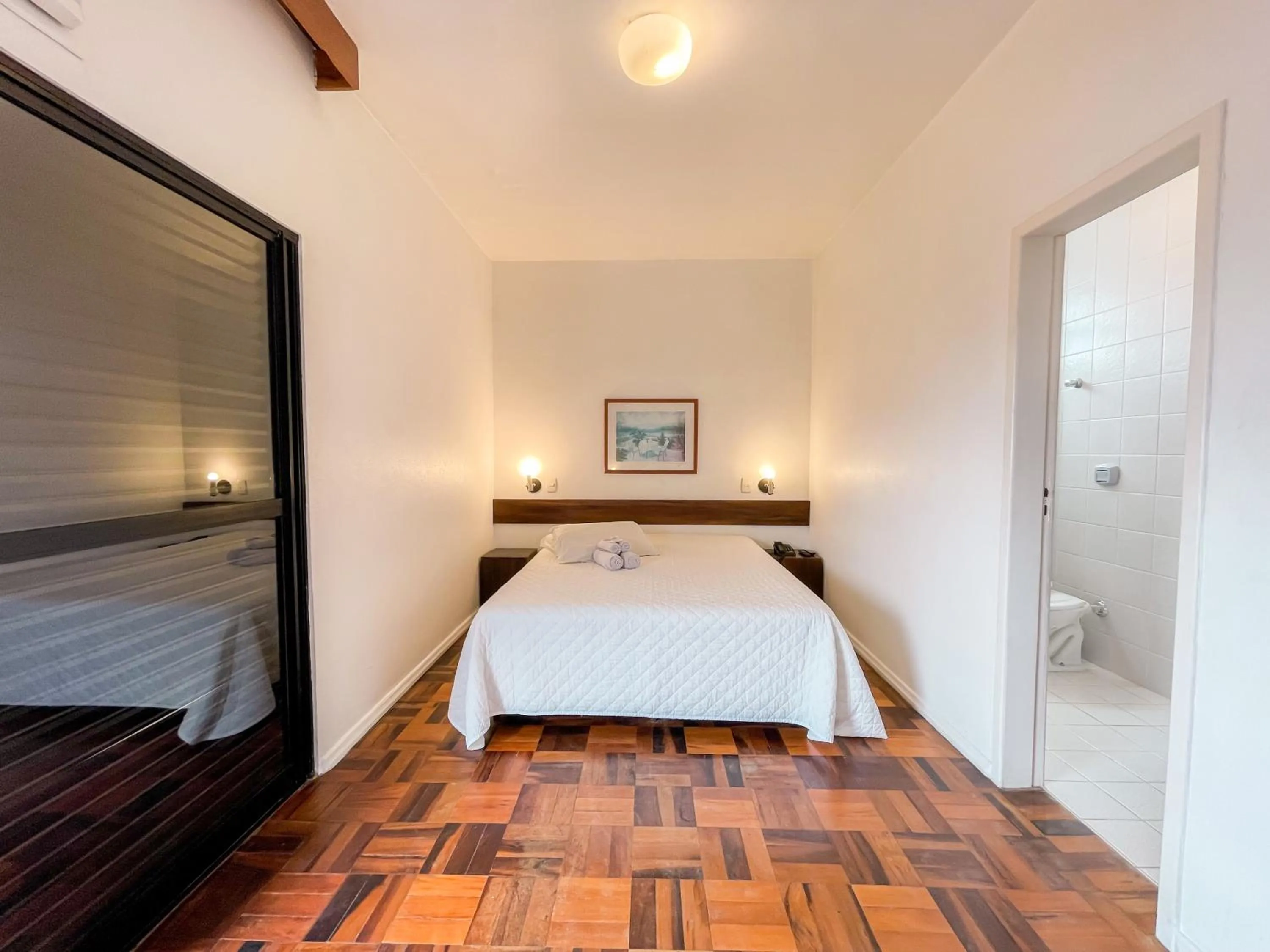 Bed in Canas Gold Praia Hotel