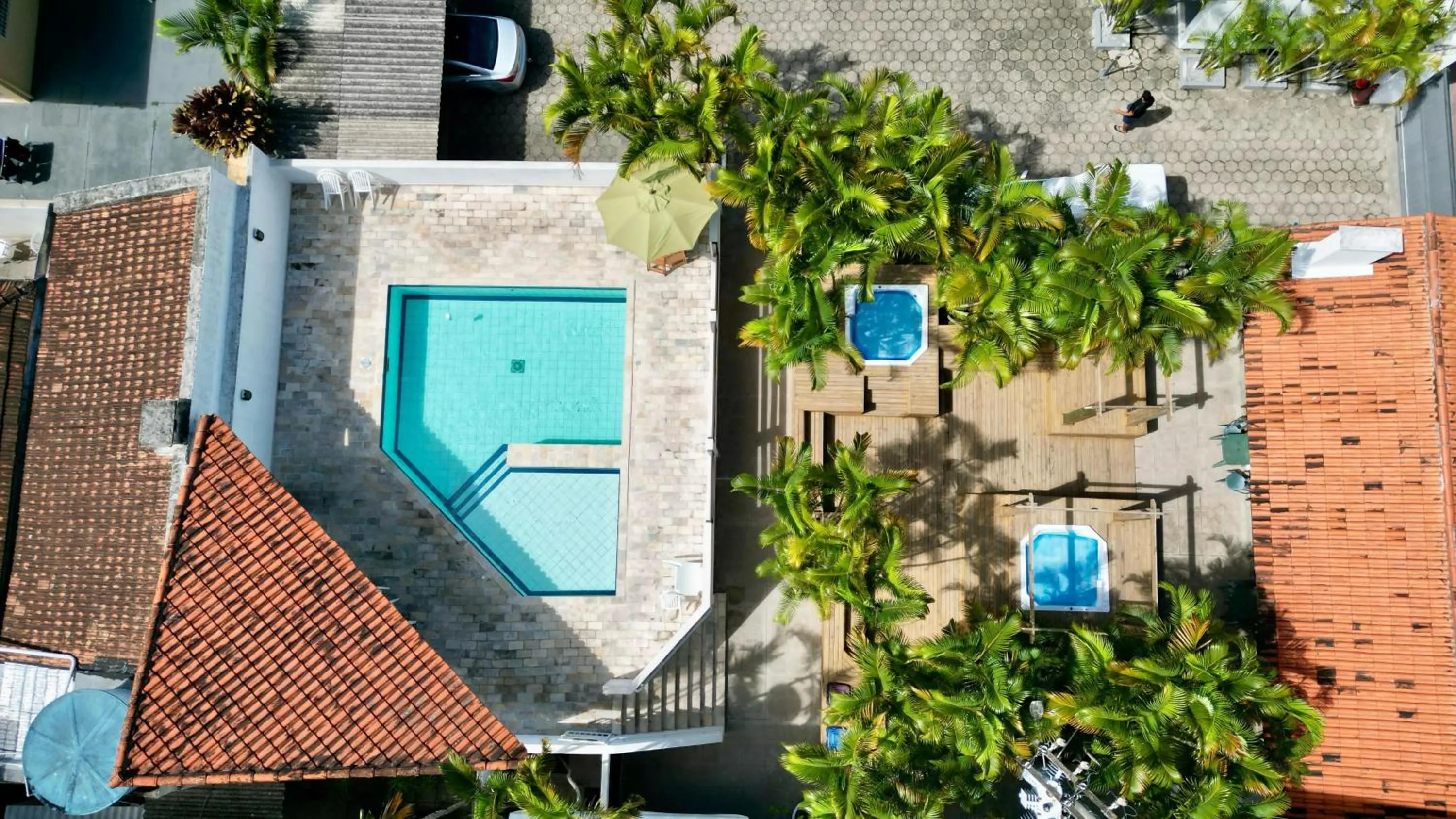 Swimming pool in Canas Gold Praia Hotel