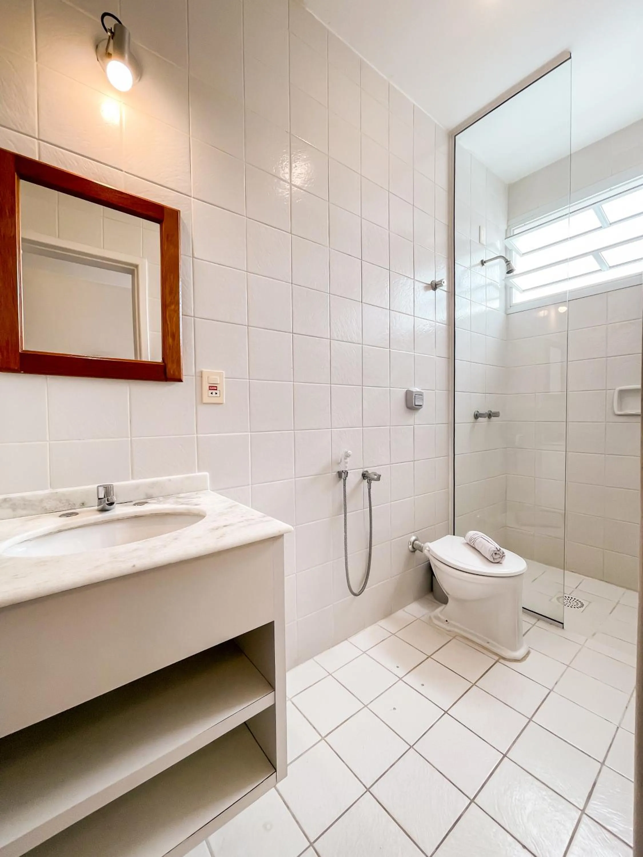 Toilet in Canas Gold Praia Hotel