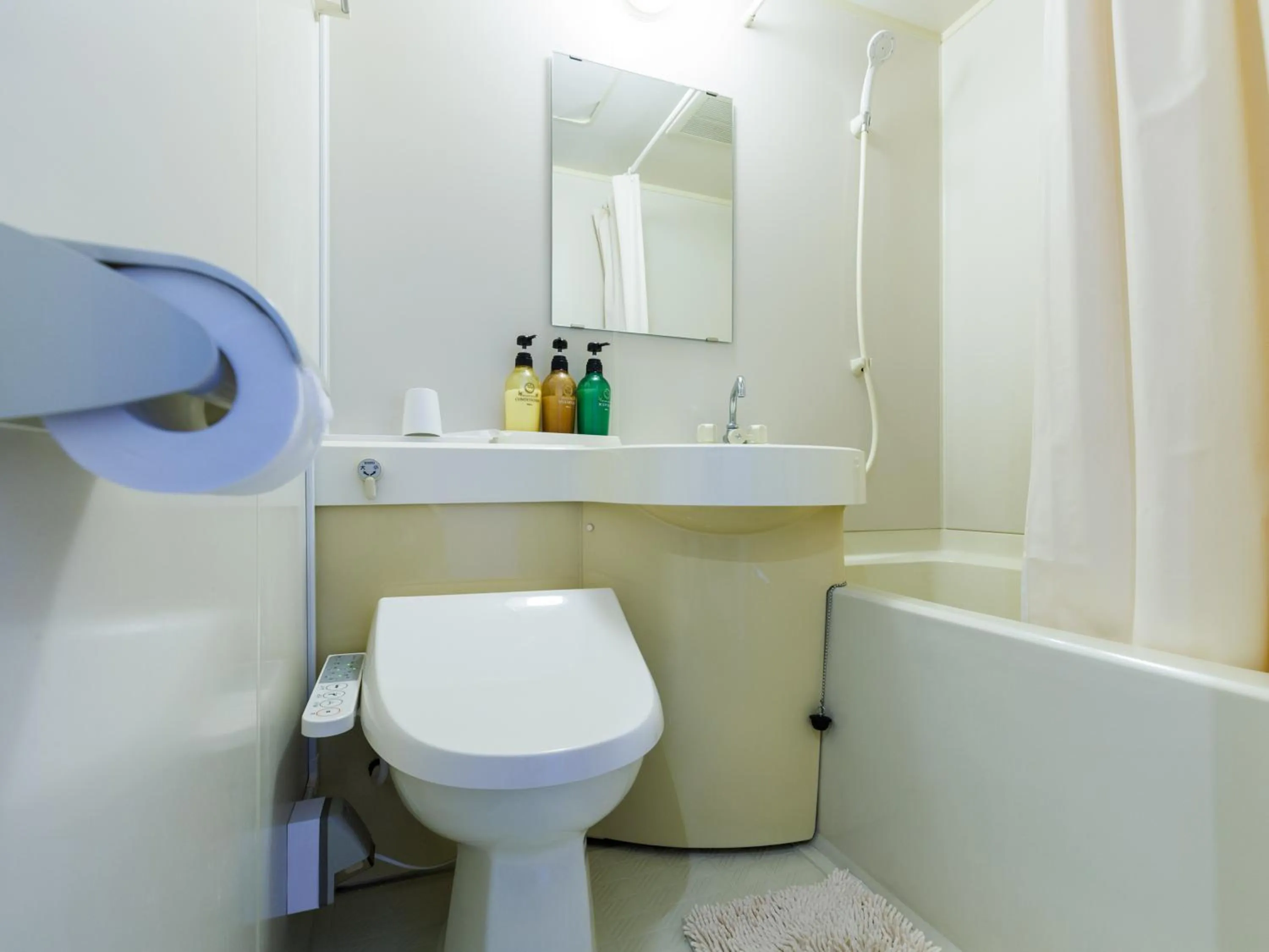 Shower in Seoul Garden Hotel