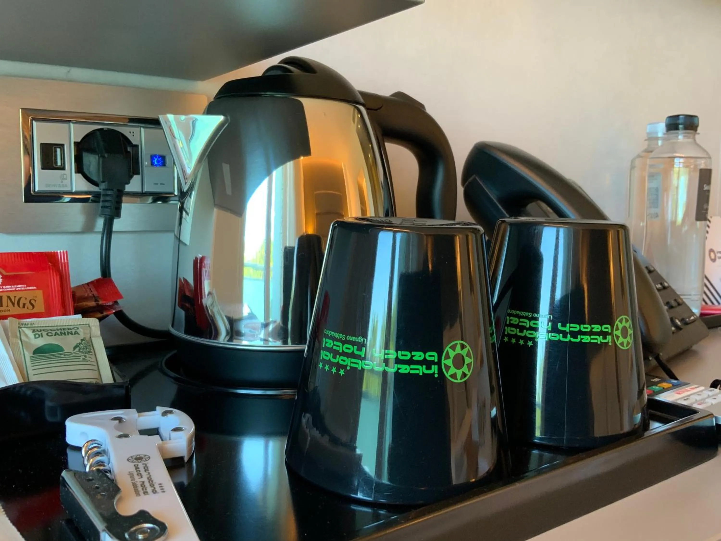 Coffee/tea facilities in International Beach Hotel