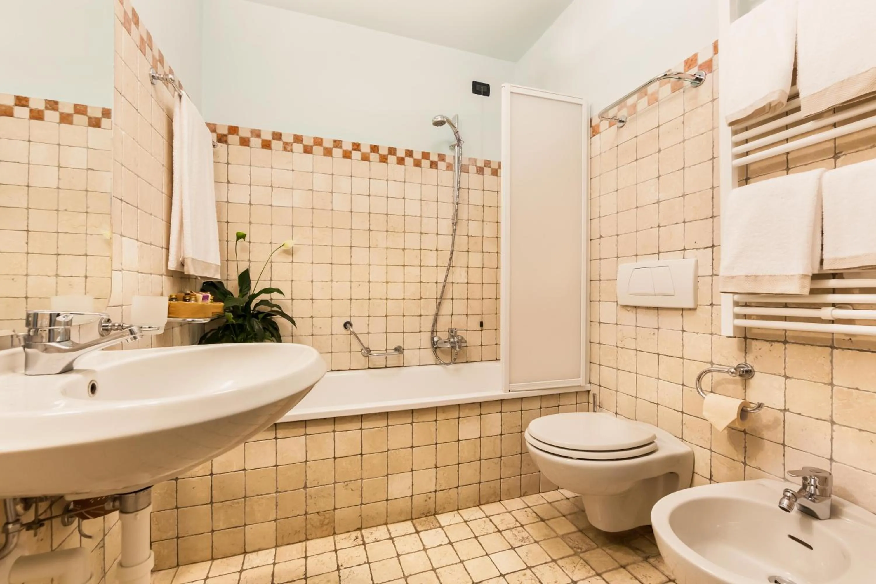 Bathroom in Hotel Golf Inn