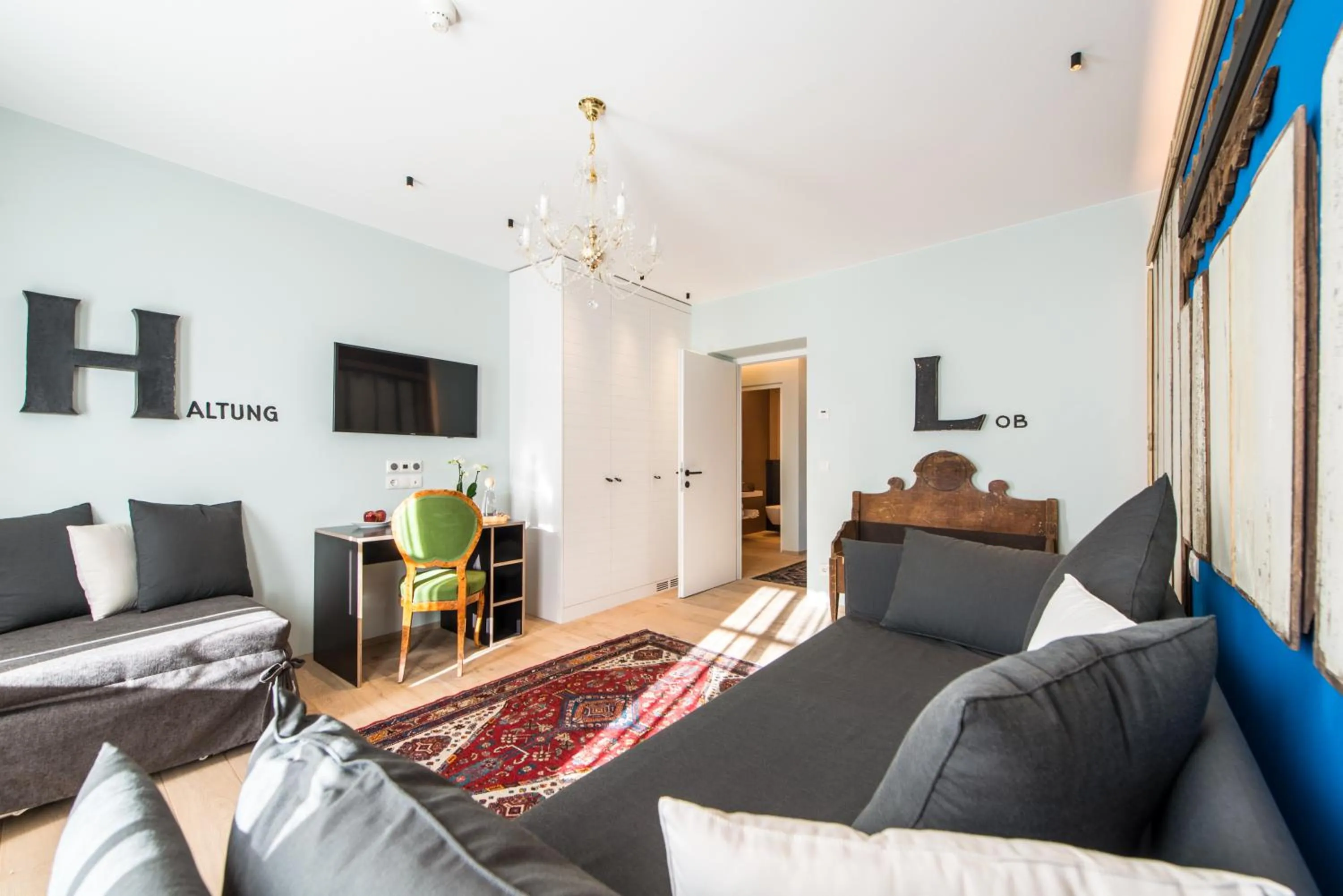 TV and multimedia in Adler Suite & Stube