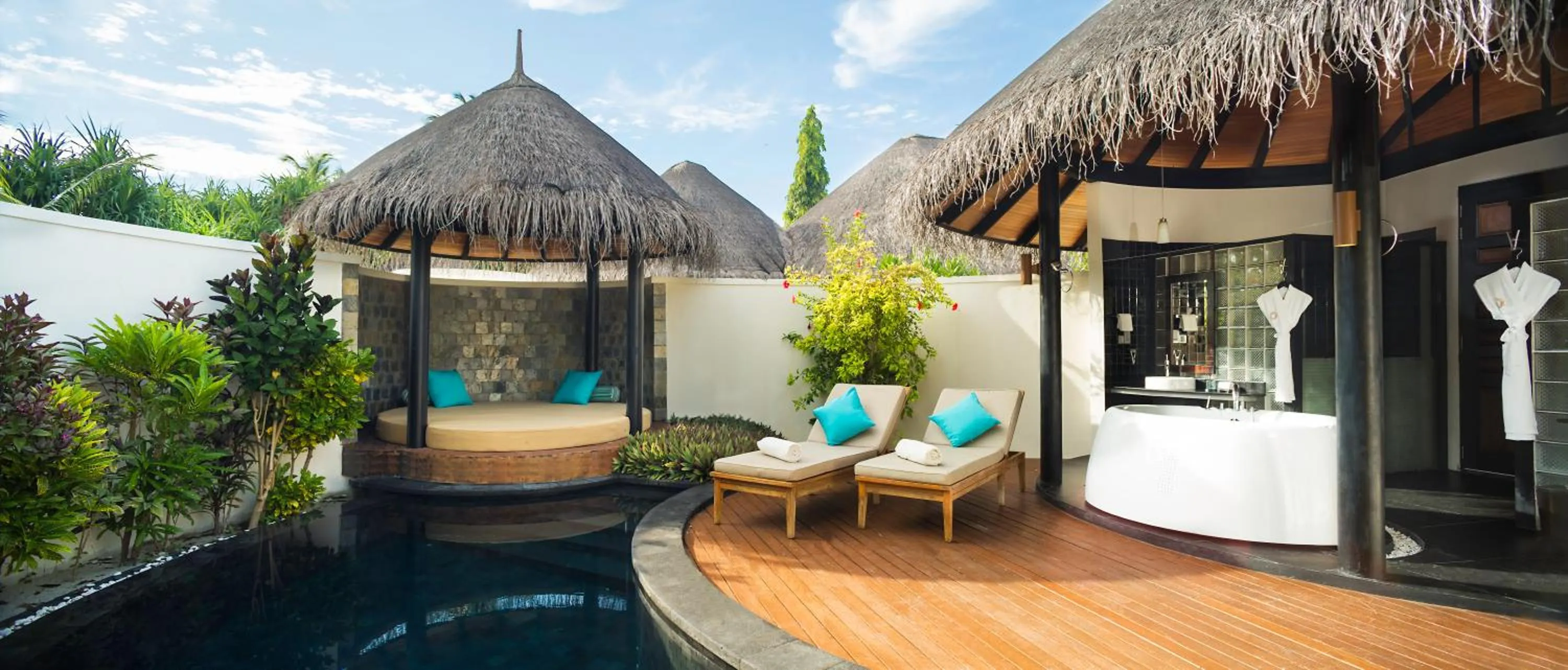 Patio in Sun Siyam Iru Fushi with Free Transfer