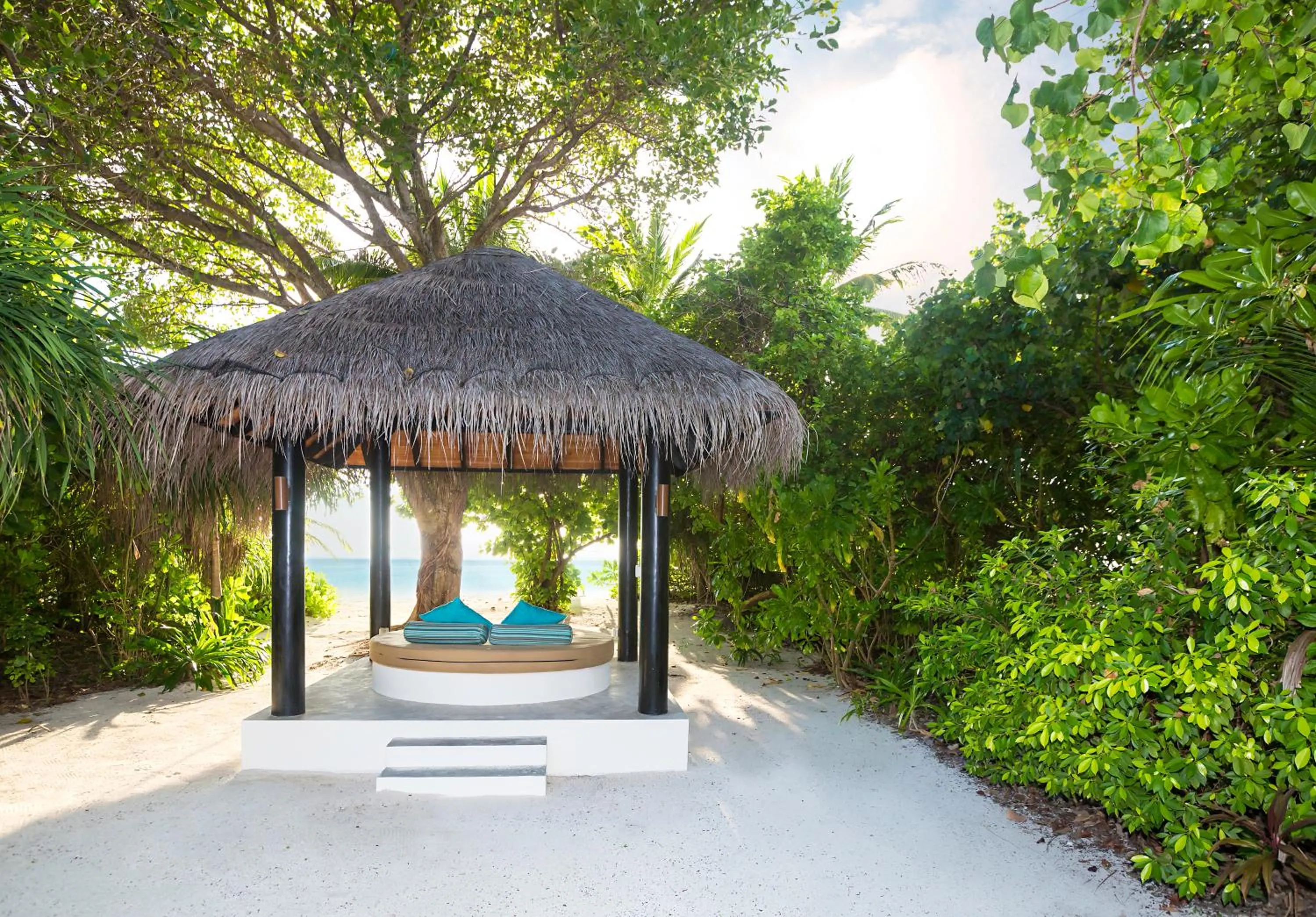 Patio in Sun Siyam Iru Fushi with Free Transfer