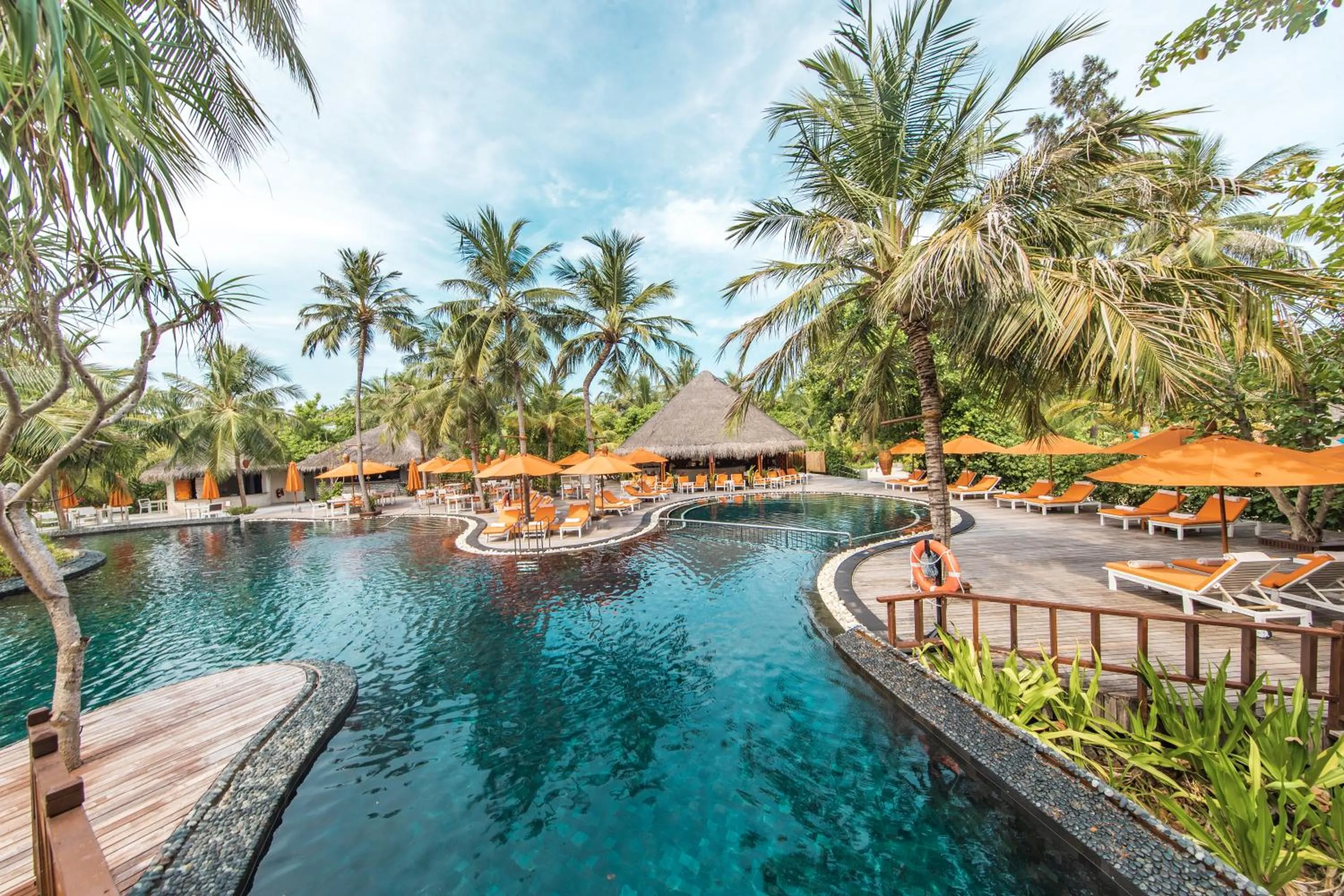 Lounge or bar in Sun Siyam Iru Fushi with Free Transfer