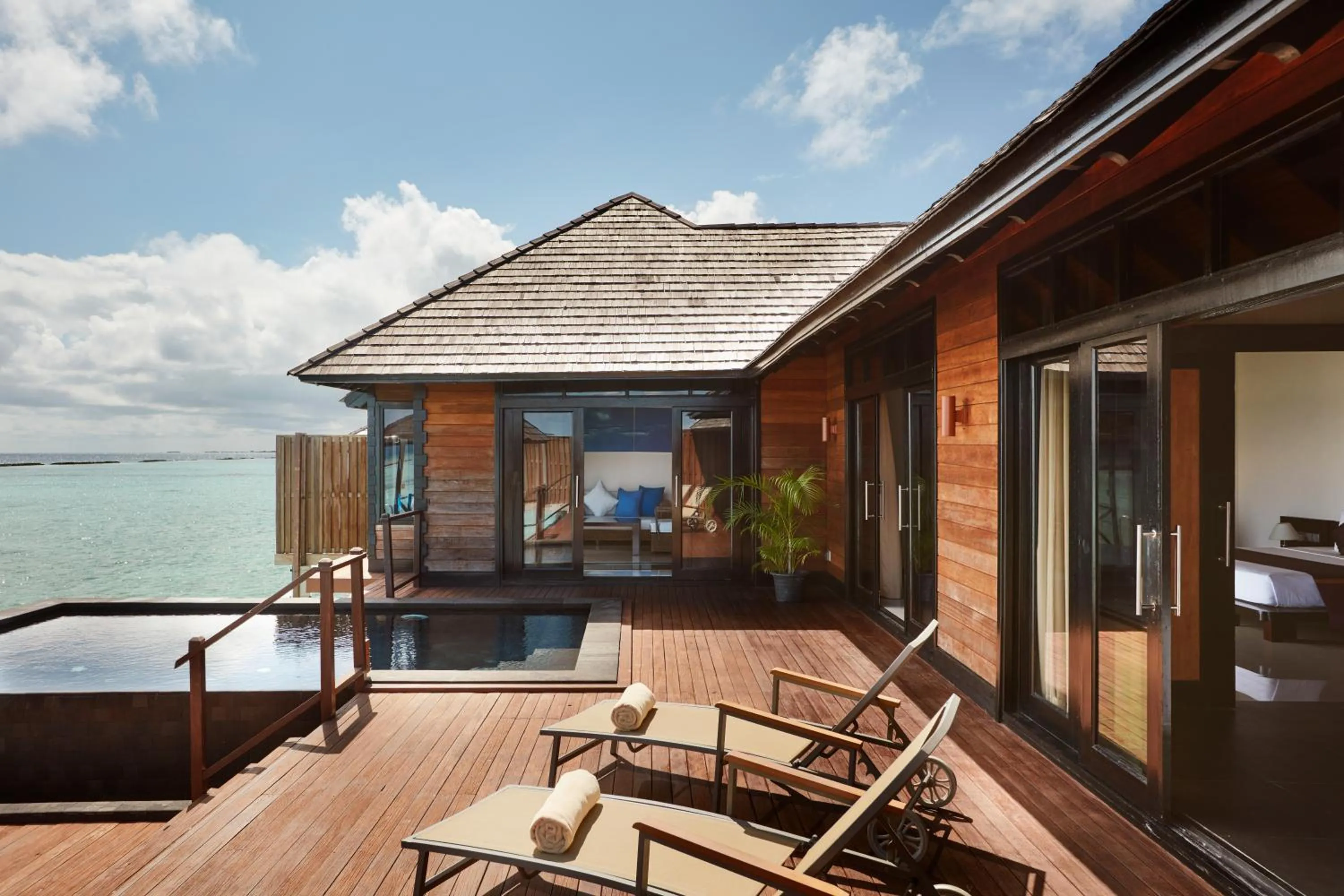 Patio in Sun Siyam Iru Fushi with Free Transfer