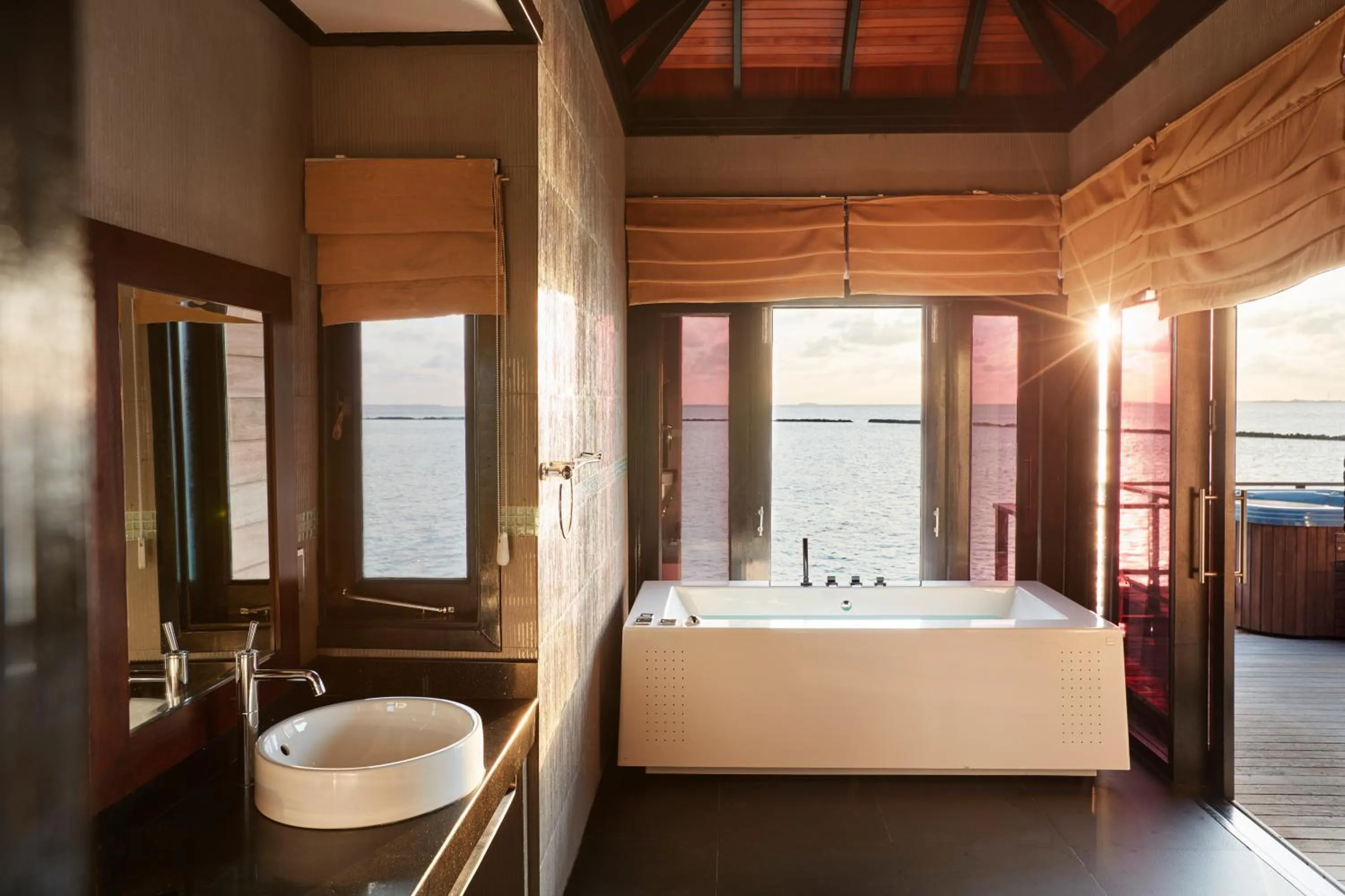 Toilet, Bed in Sun Siyam Iru Fushi with Free Transfer