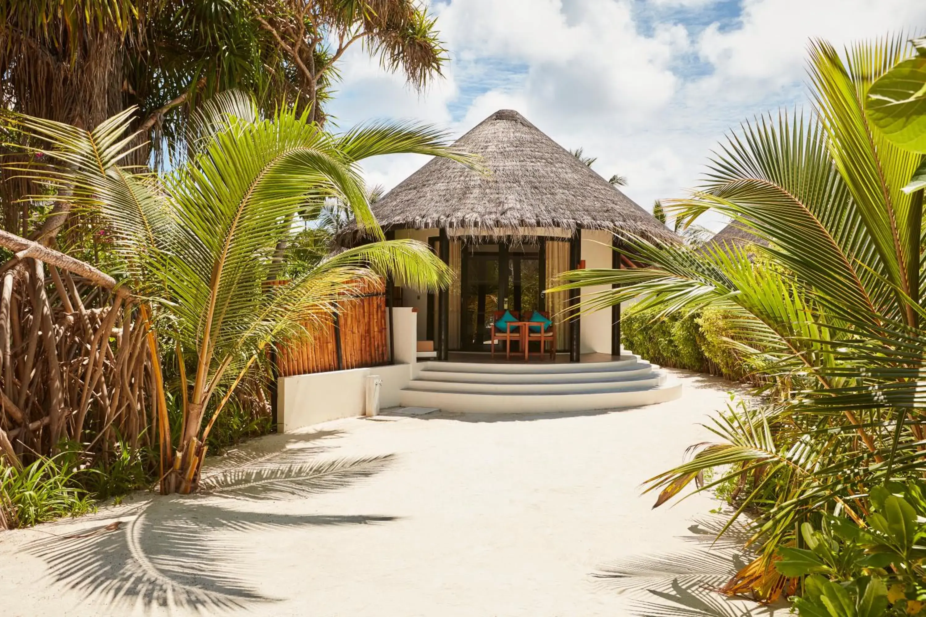 Deluxe Beach Villa - Free Transfer, 2 pax, 7 nights minimum in Sun Siyam Iru Fushi with Free Transfer Deluxe Beach Villa - Free Transfer, 2 pax, 7 nights minimum in Sun Siyam Iru Fushi with Free Transfer