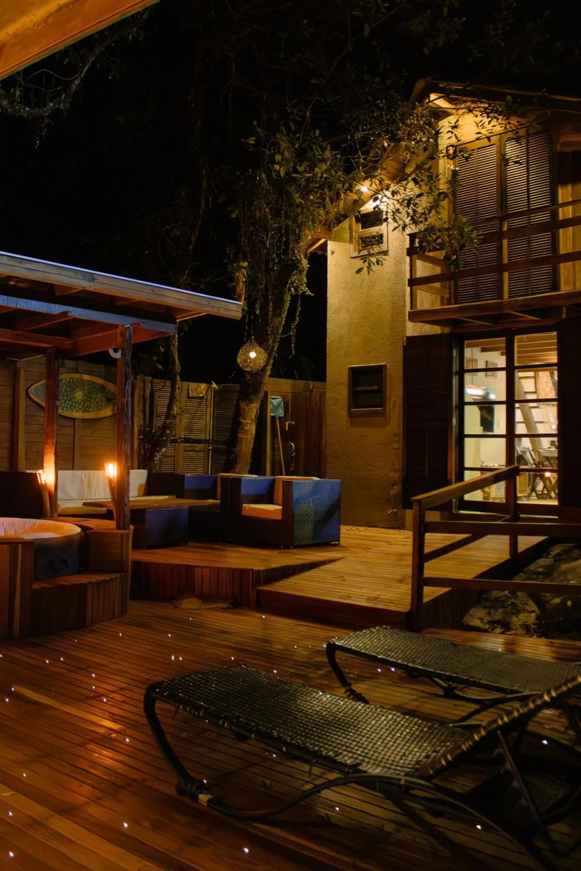 Night in Surfway Ilha do Mel