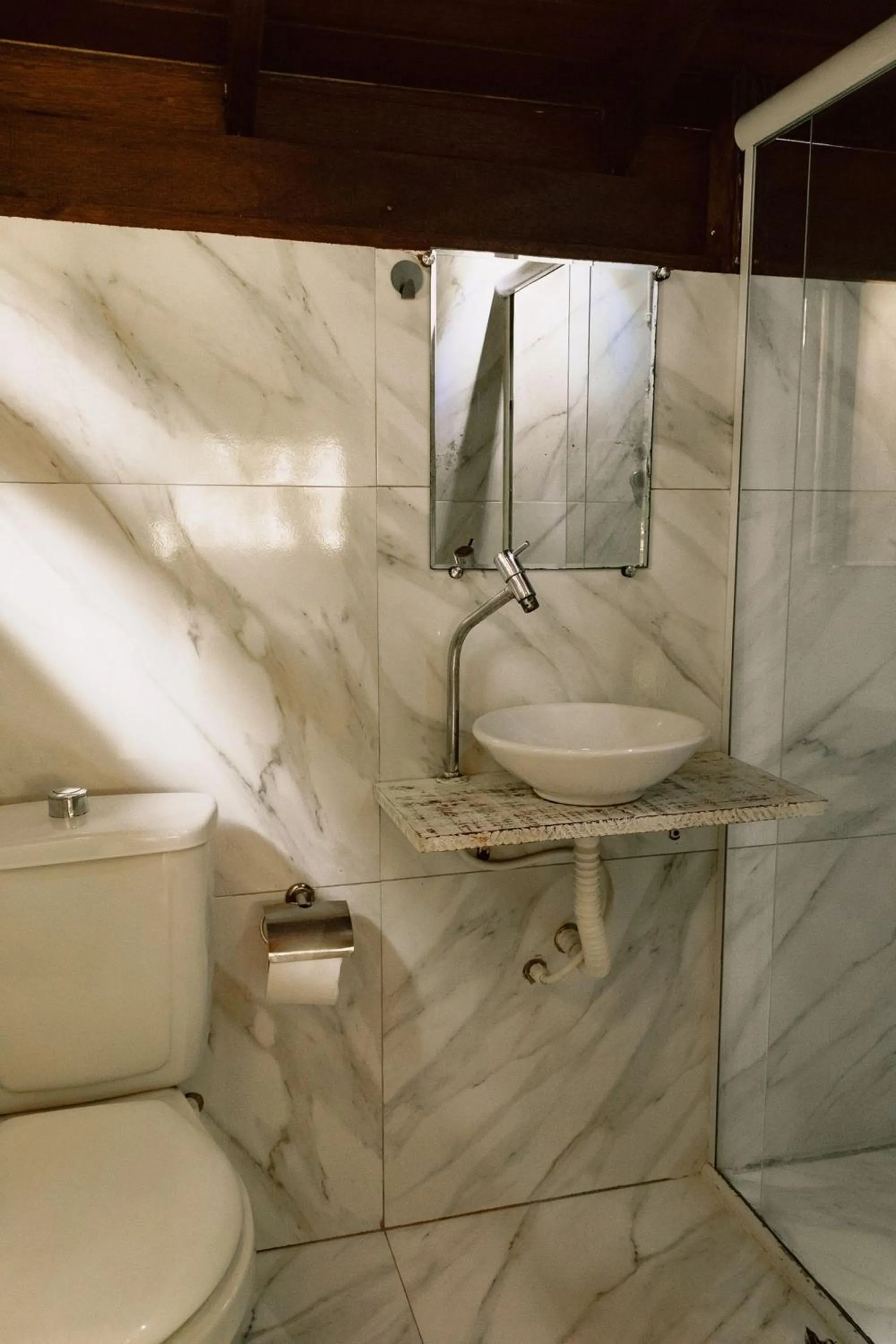Toilet in Surfway Ilha do Mel