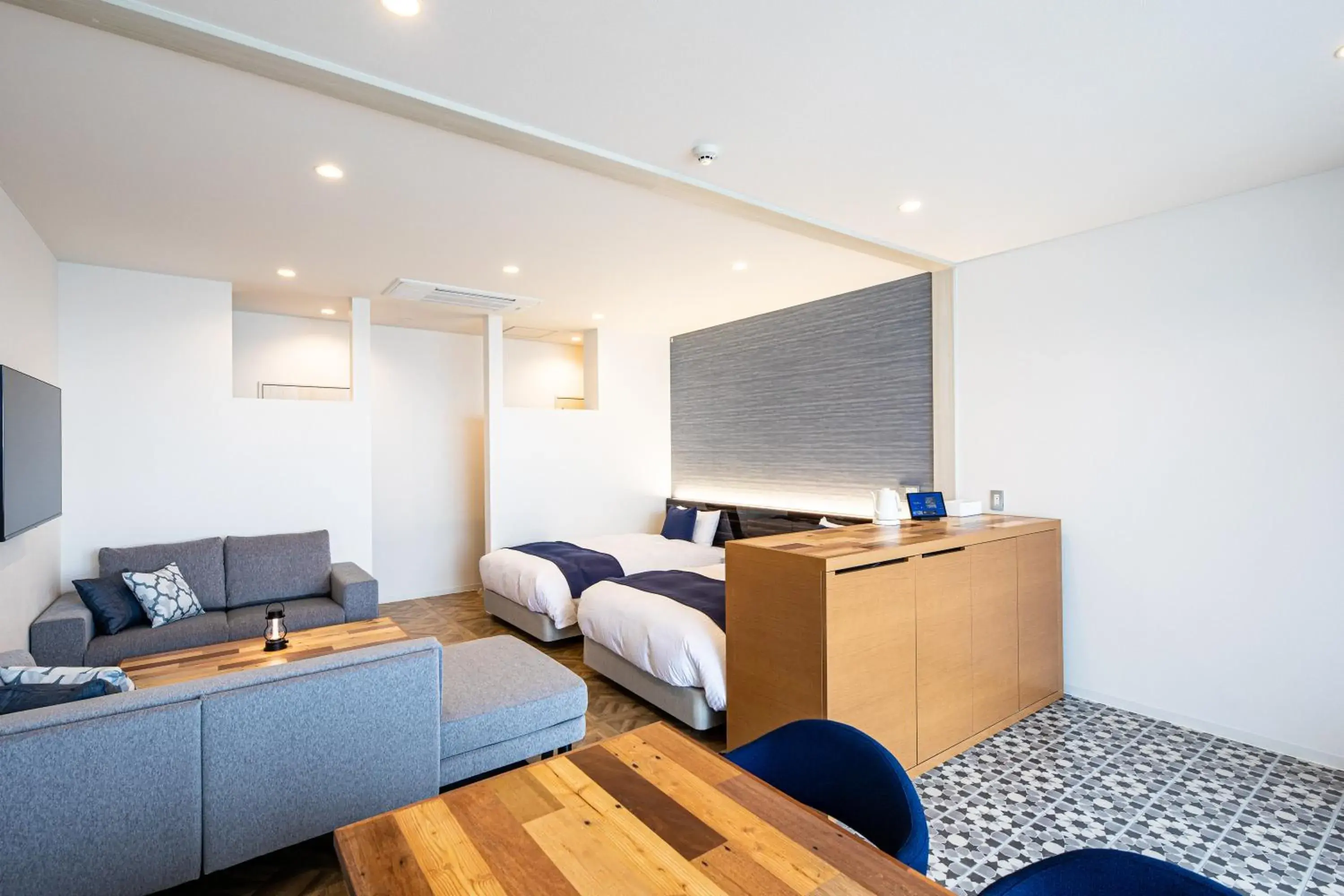 Standard Triple Room (Pets not allowed) in BAYSIDE KANAYA Standard Triple Room (Pets not allowed) in BAYSIDE KANAYA