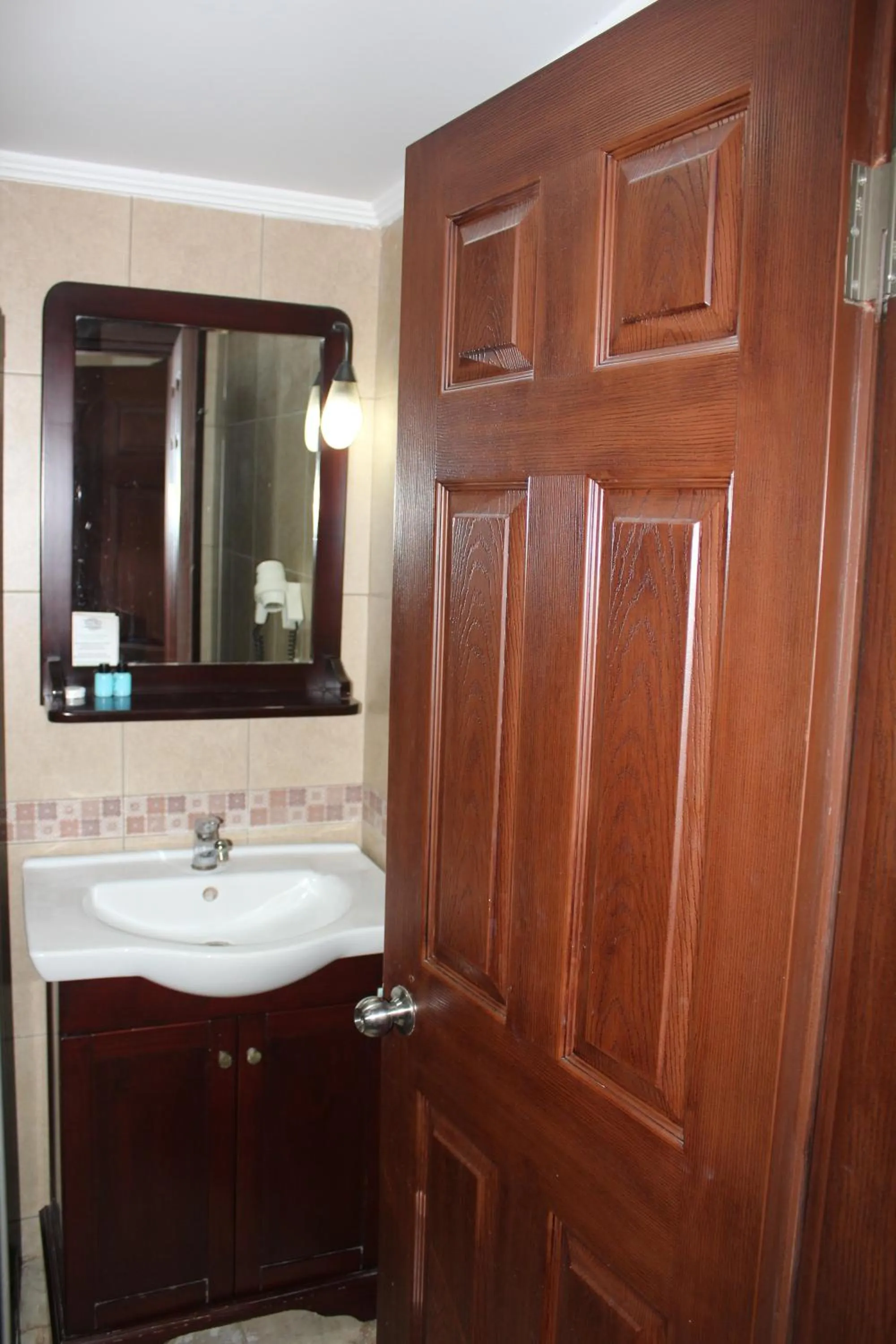 Bathroom in Asmali Hotel