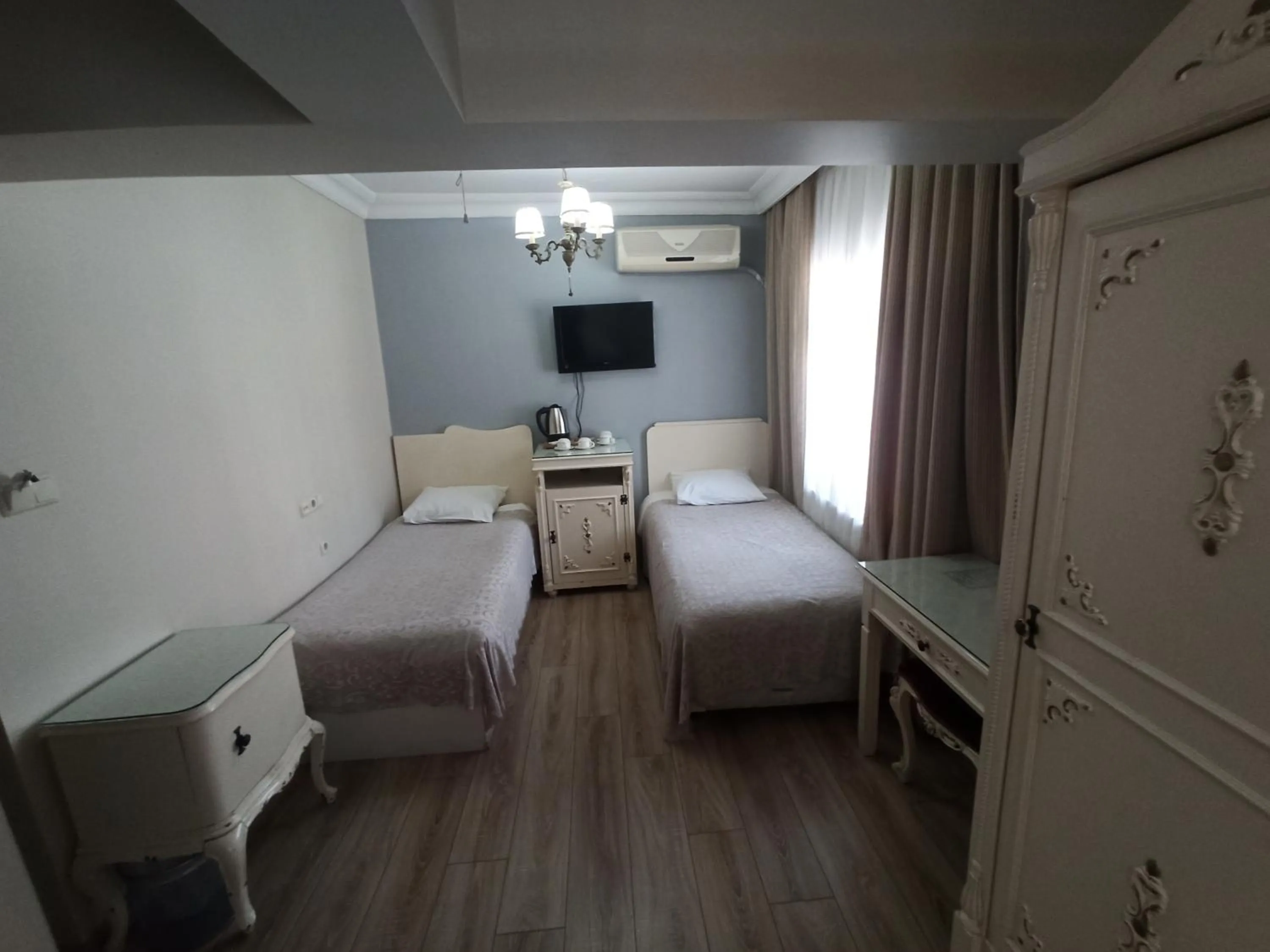 Bedroom in Asmali Hotel