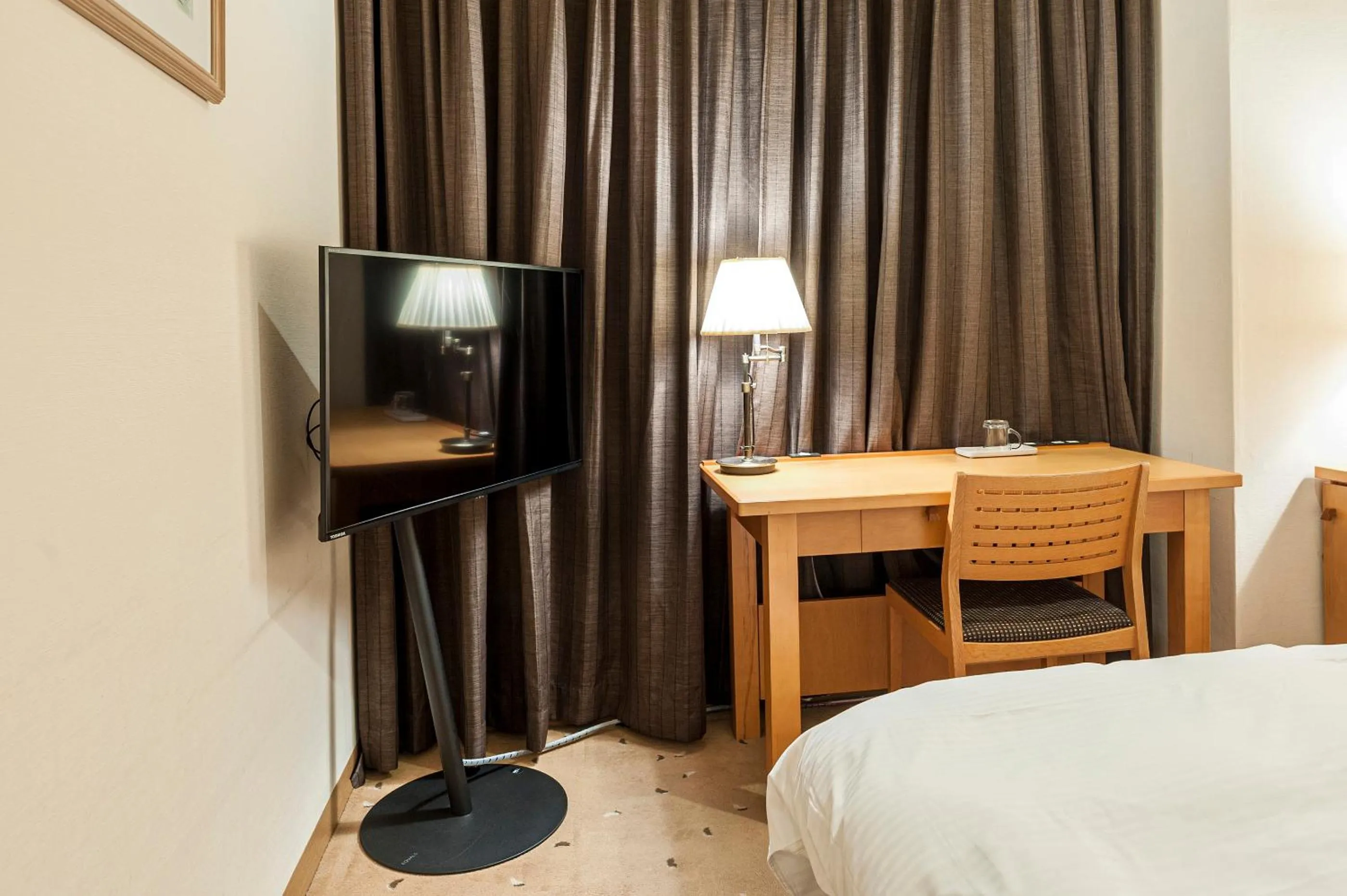 Photo of the whole room, Bed in Mito Sannomaru Hotel