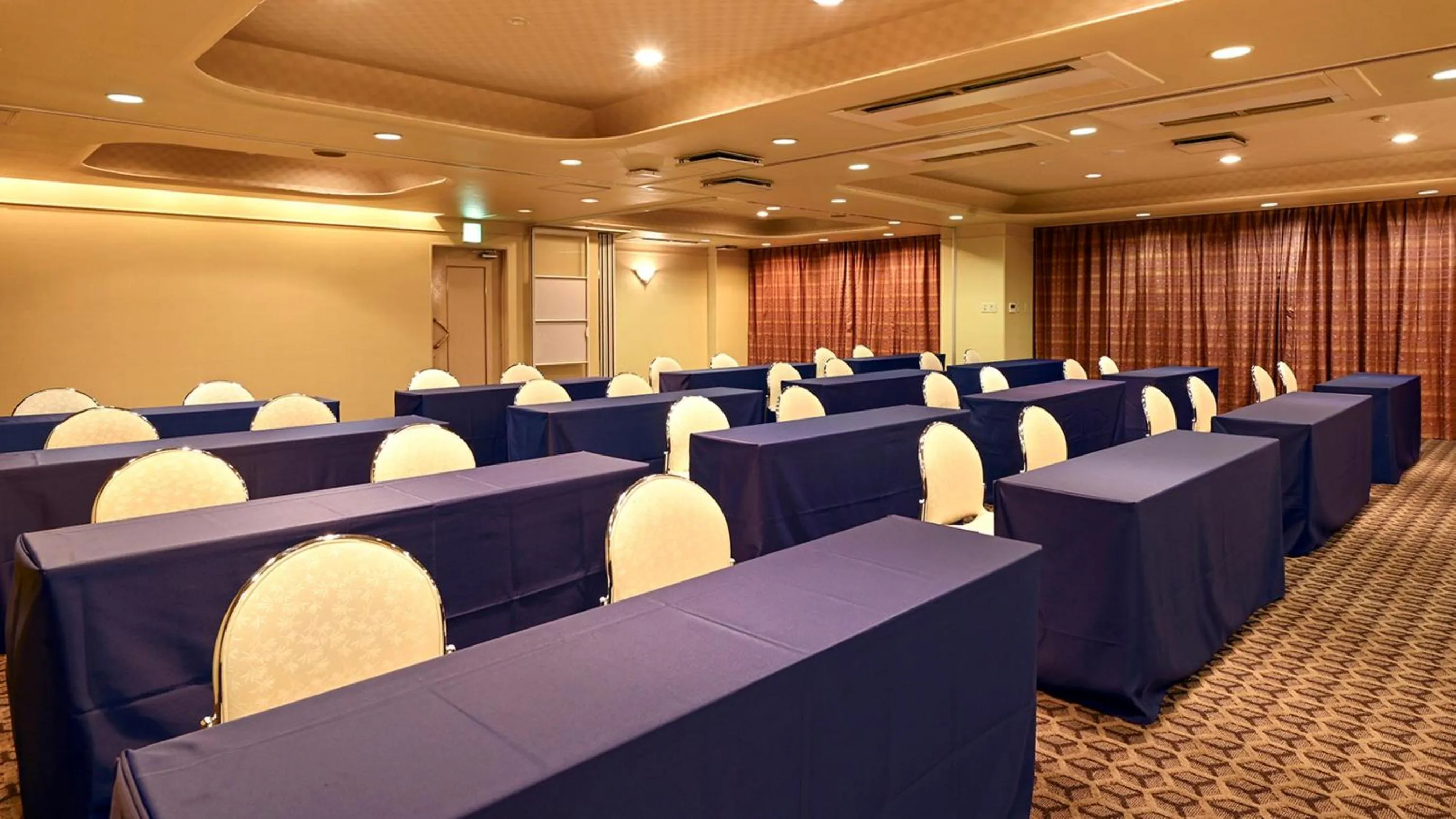 Banquet/Function facilities in Hotel Global View Tsuchiura