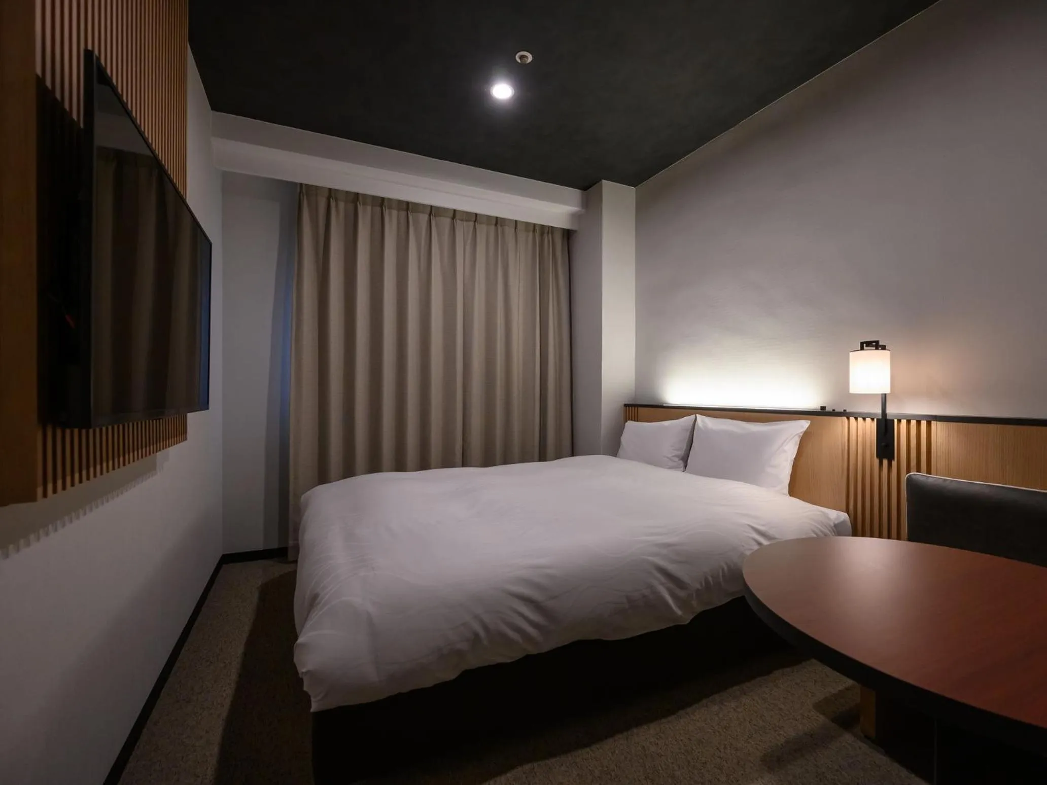 Photo of the whole room, Bed in Hotel Tsu Center Palace