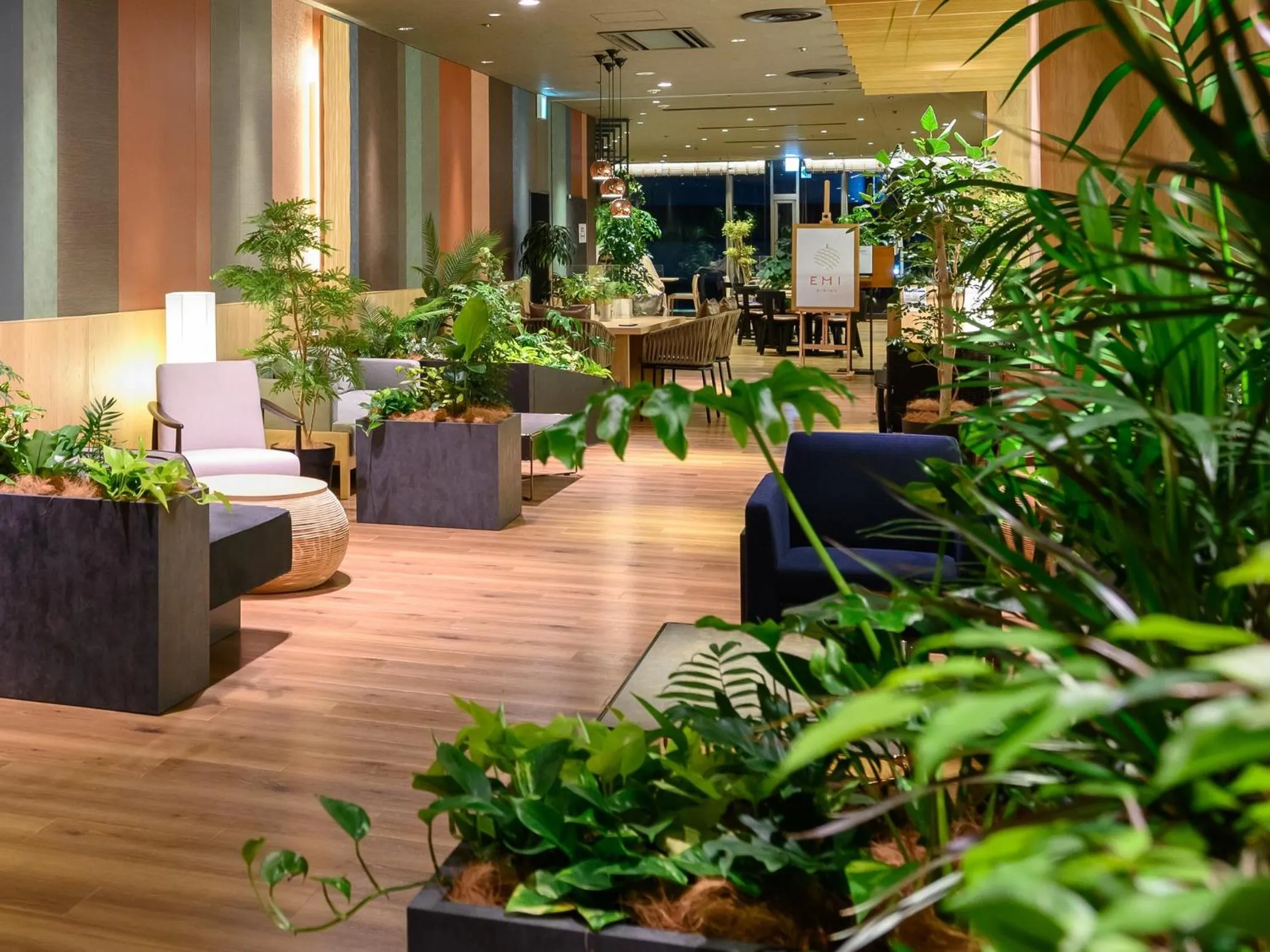 Decorative detail in Hotel Tsu Center Palace