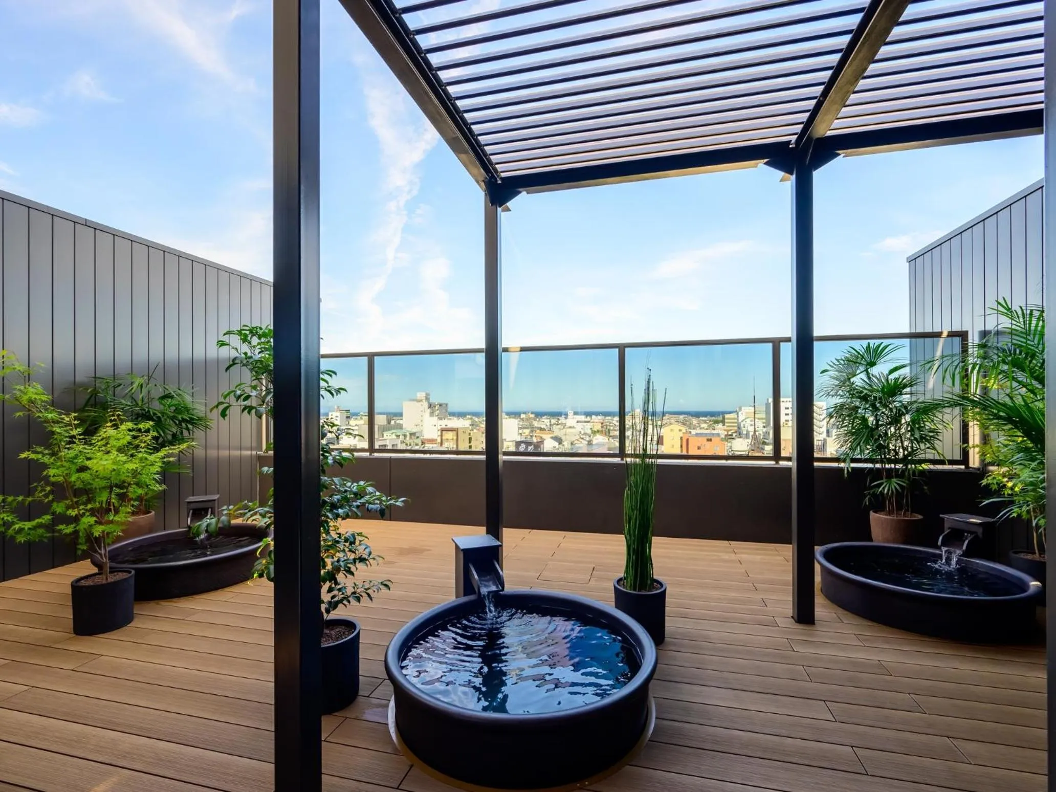 Open Air Bath in Hotel Tsu Center Palace