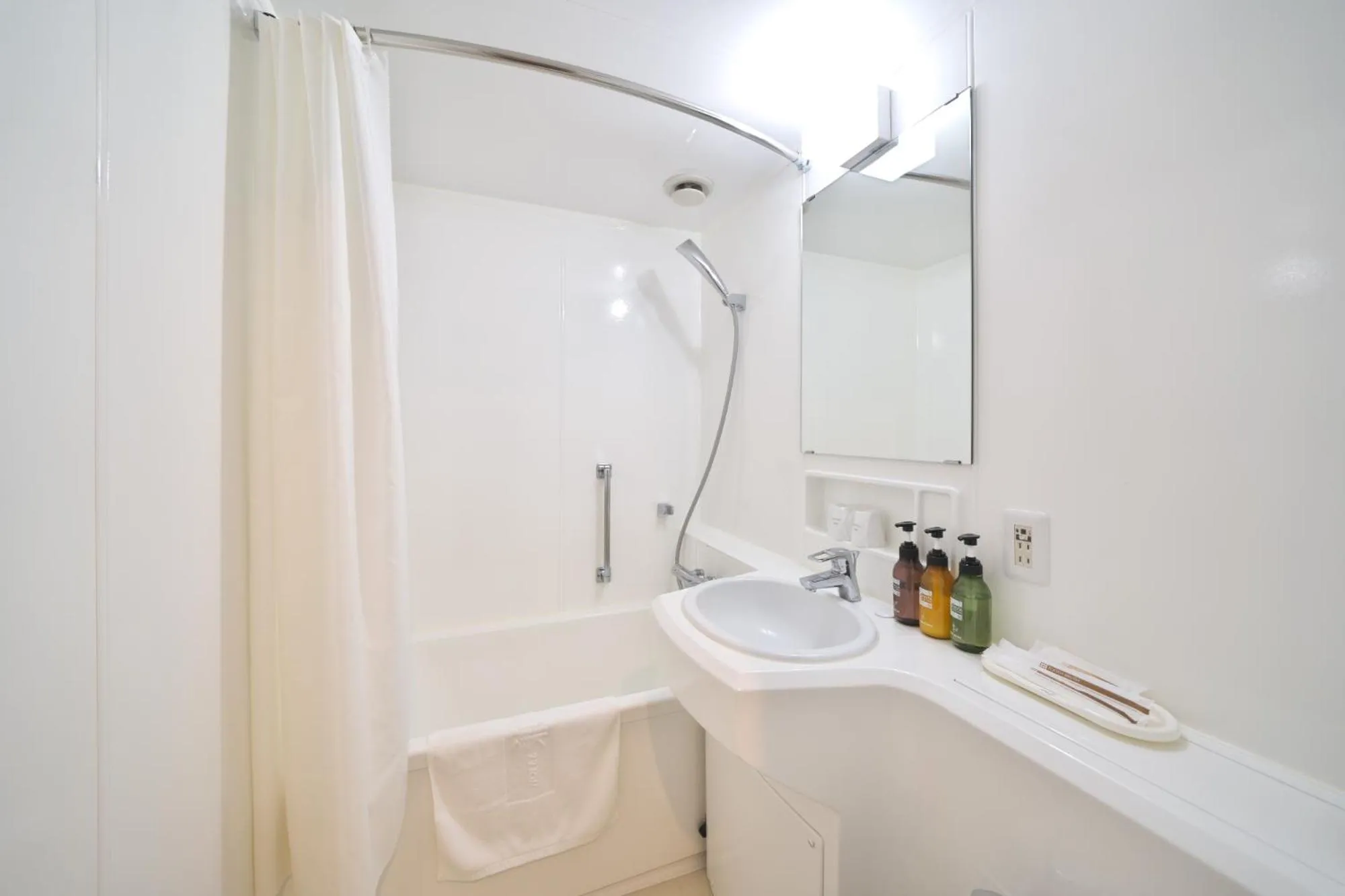 Shower in Hotel Kanazawa Kenrokusou