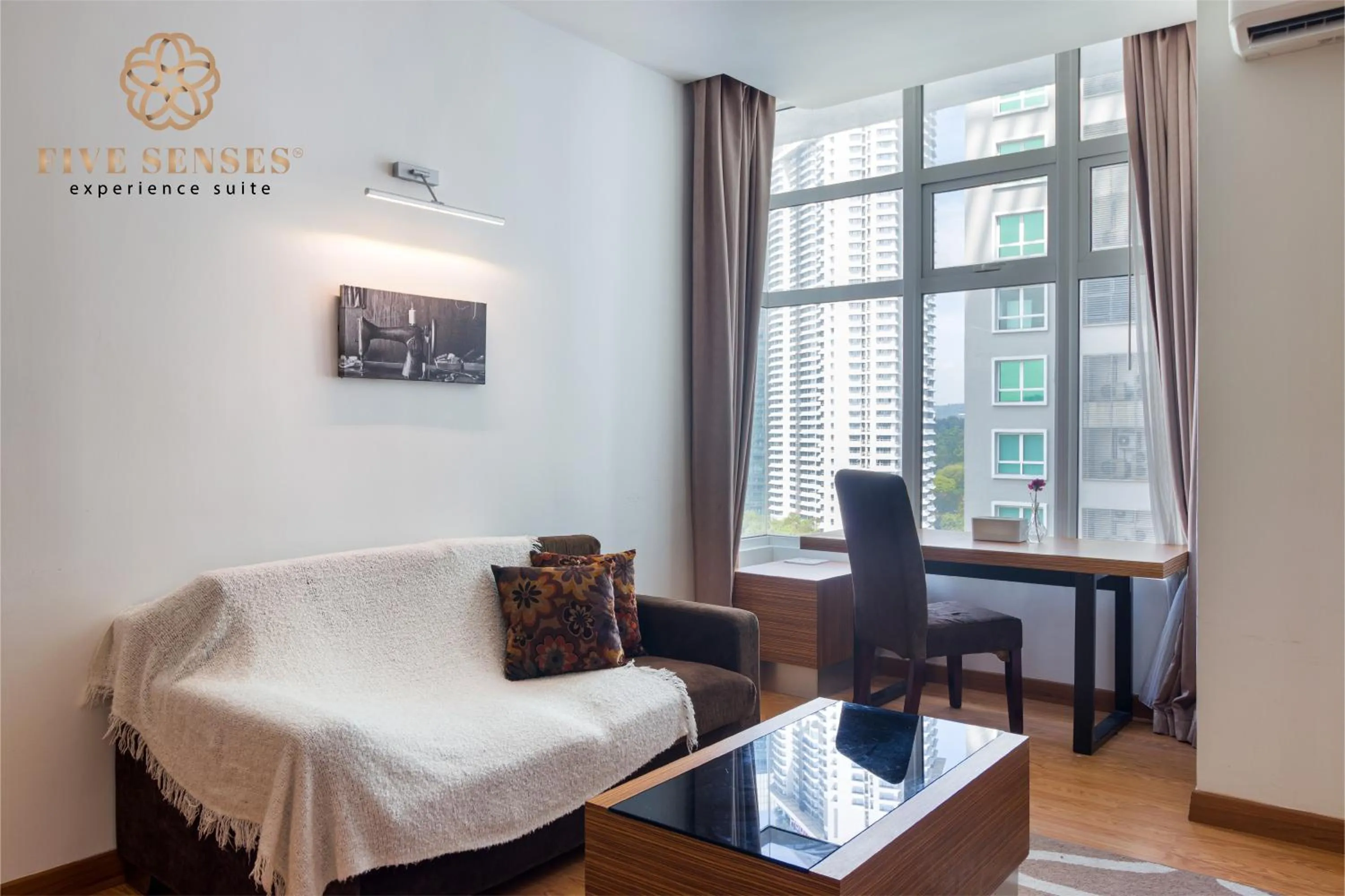 Living room, Bed in Dua Sentral Kuala Lumpur, Roam