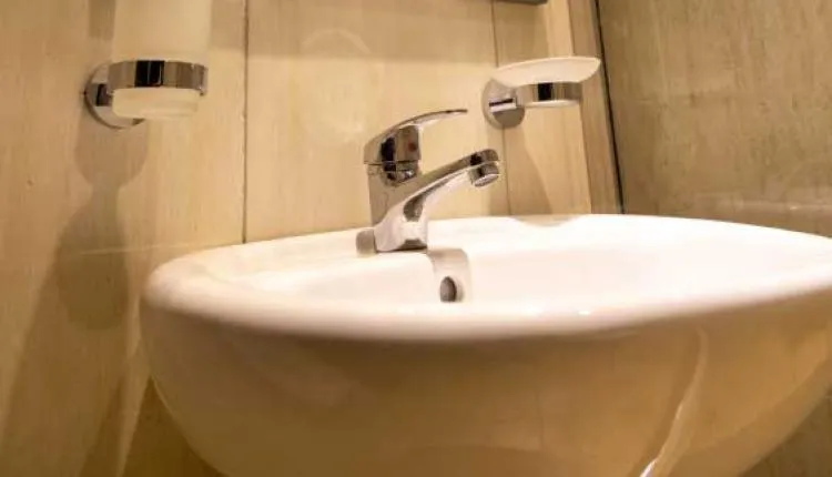 Bathroom in Mbale Courts View Hotel