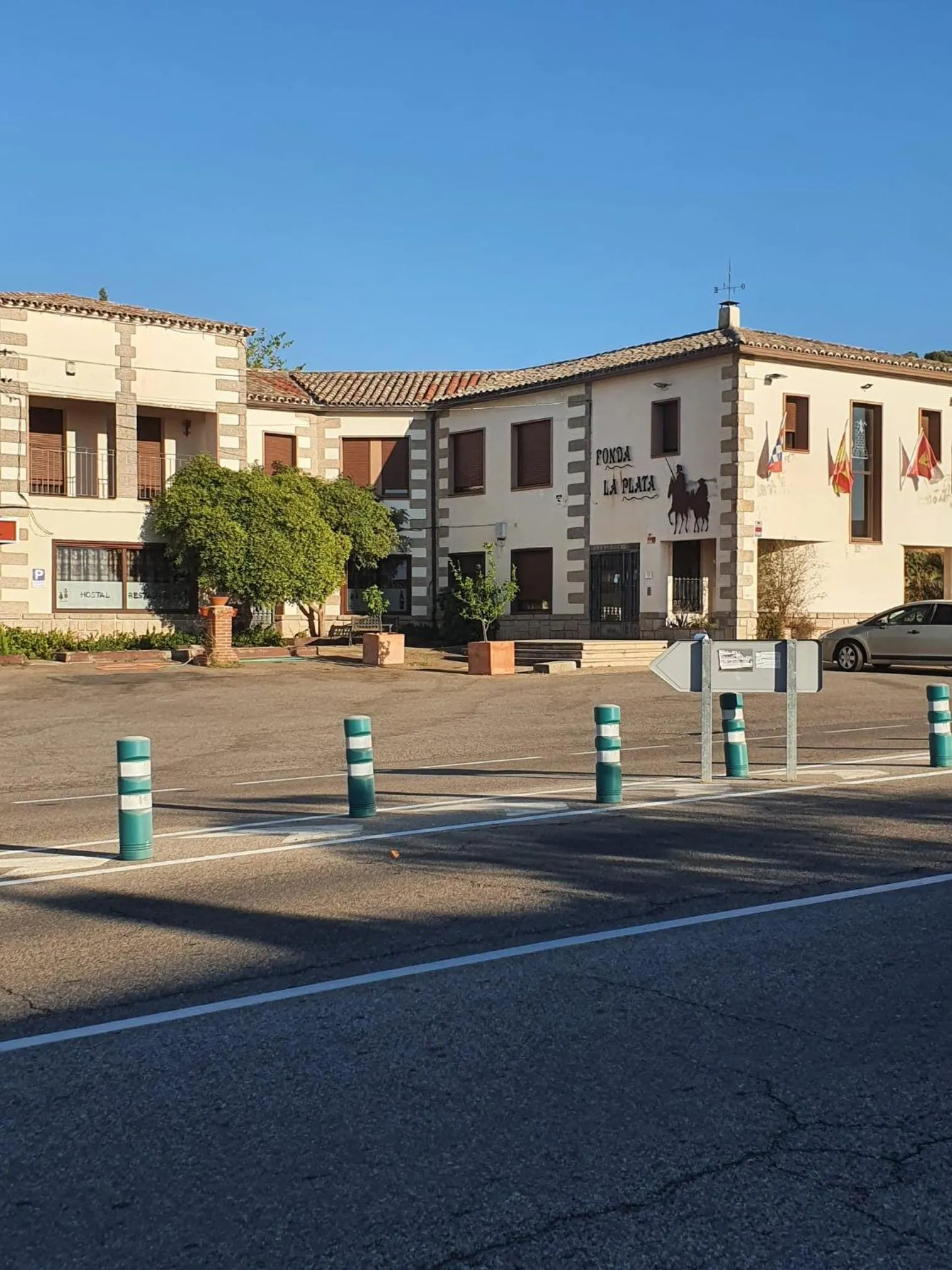 Property building in Hostal La Plata
