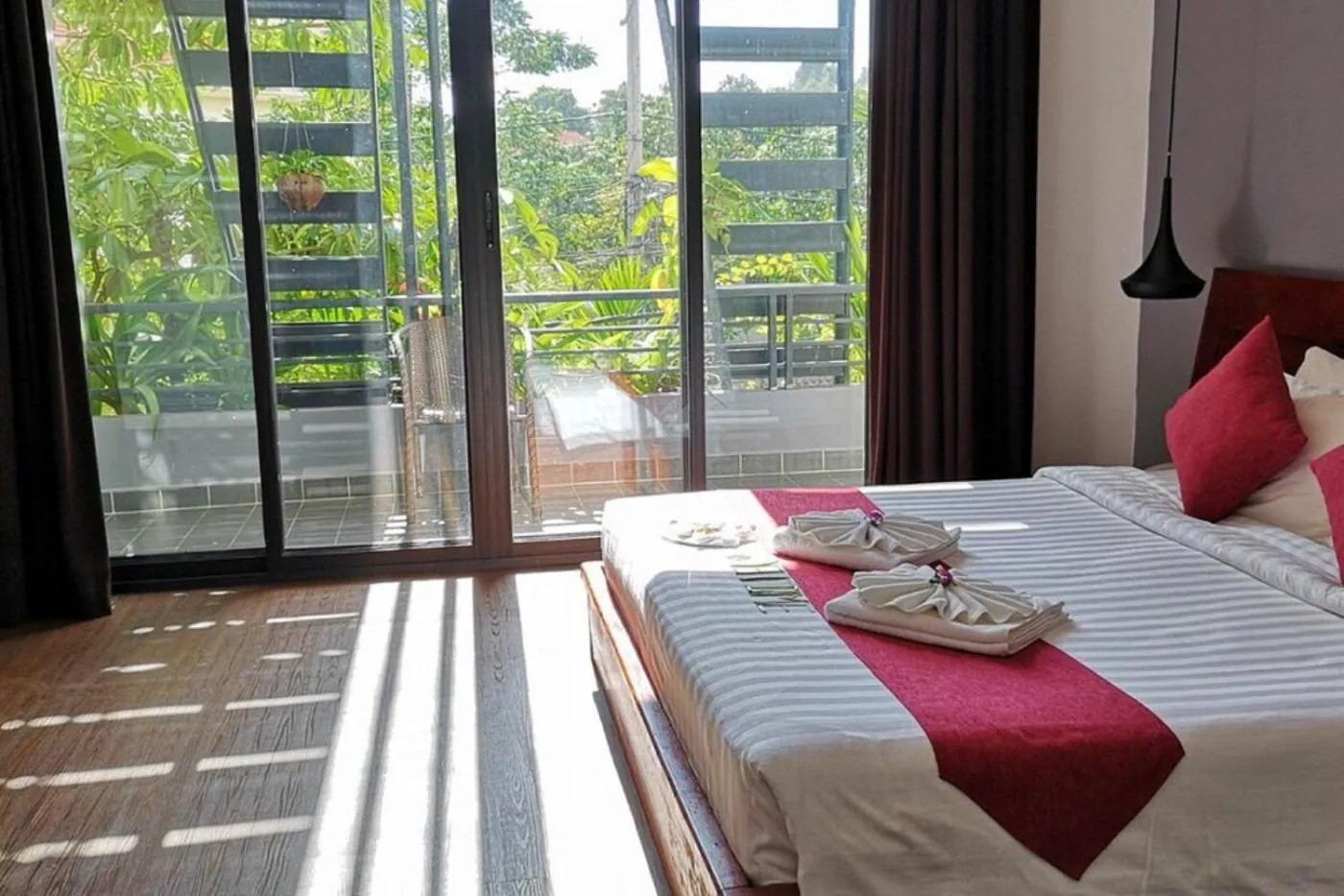 Balcony/Terrace, Bed in Siem Reap Tevi Residence