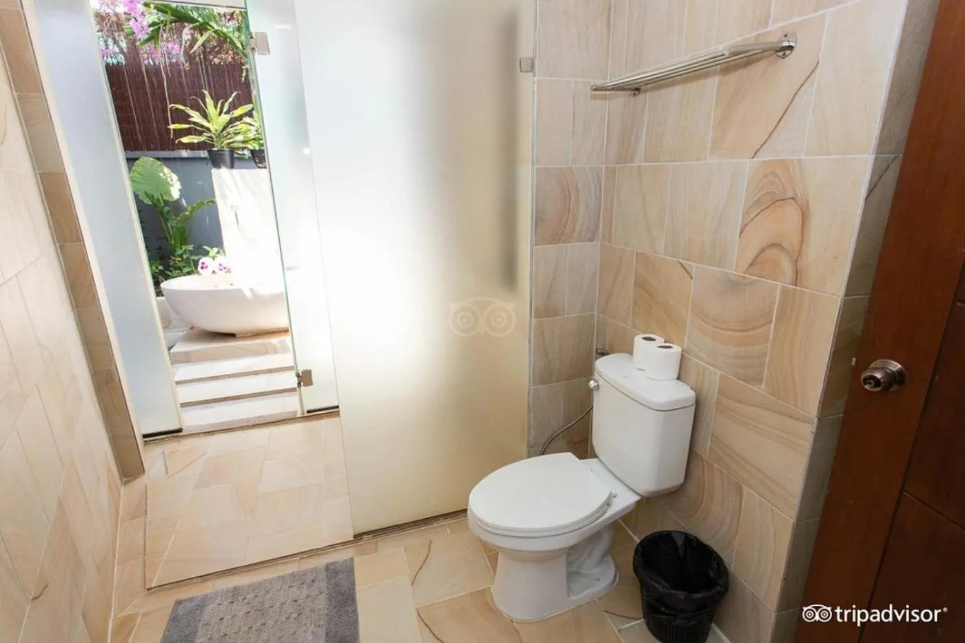 Bathroom in Siem Reap Tevi Residence