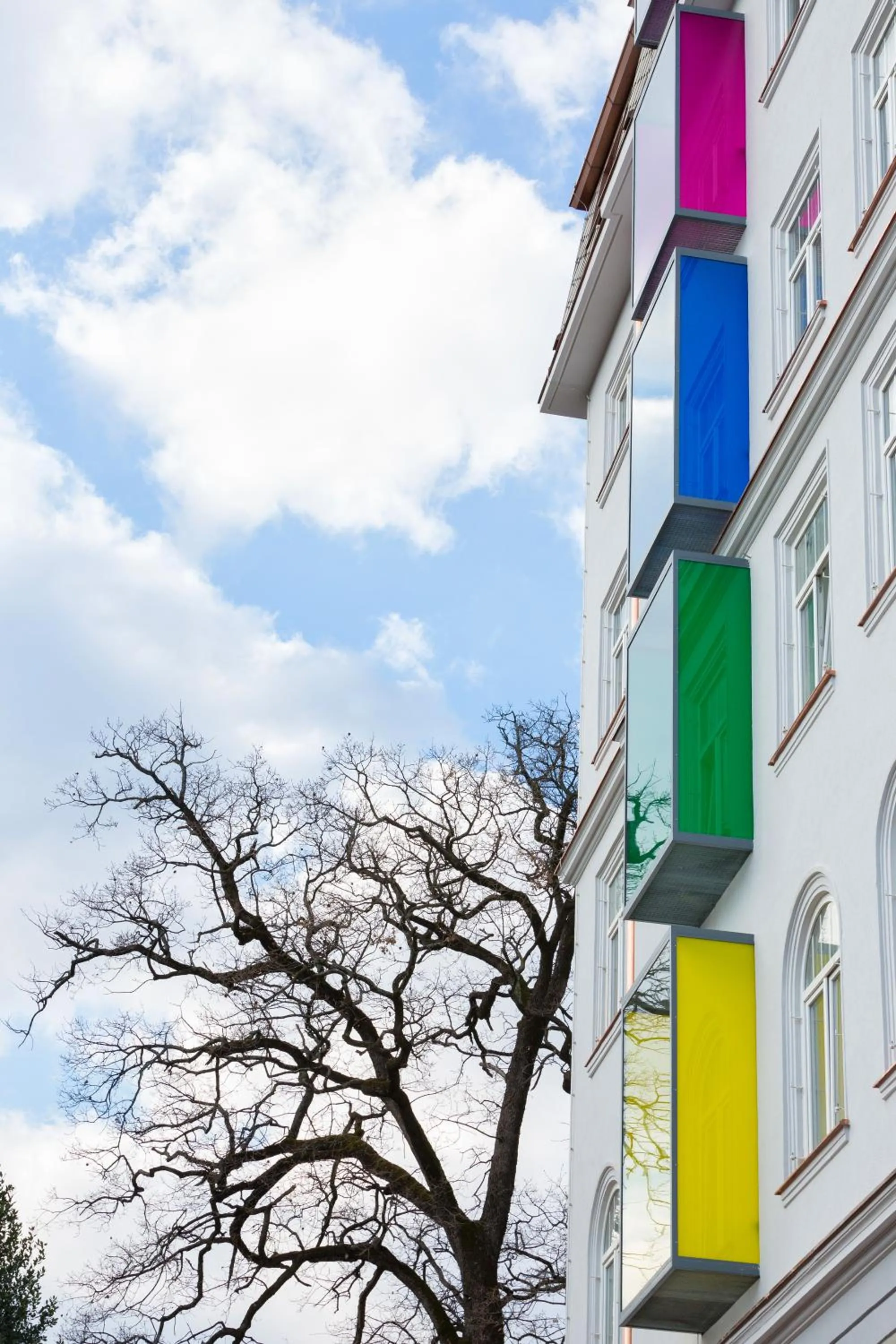 Facade/entrance in Hostel Link