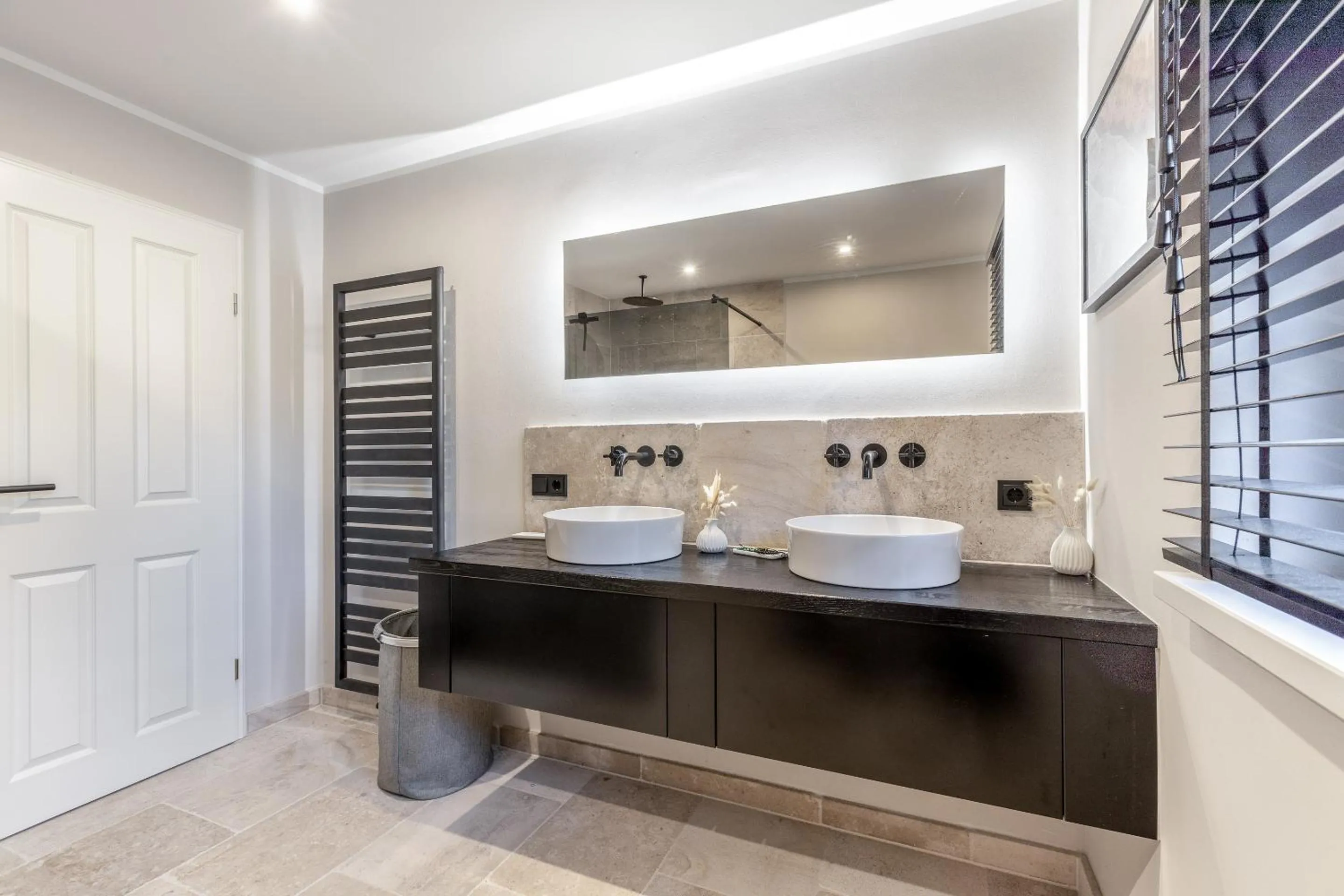 Bathroom in Dünen Lodge