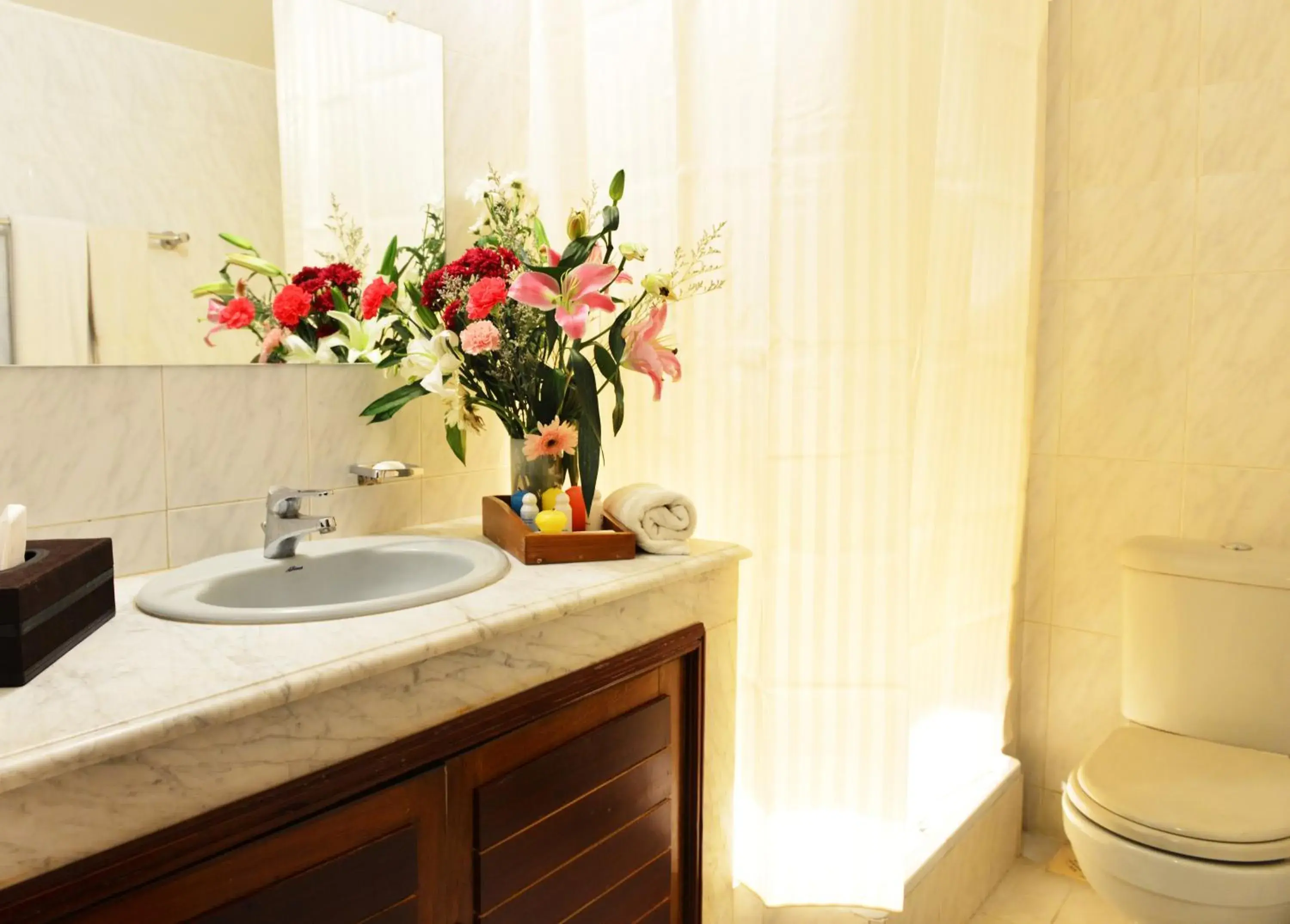 Bathroom in Amazon Lilly Lake View Residence Bathroom in Amazon Lilly Lake View Residence