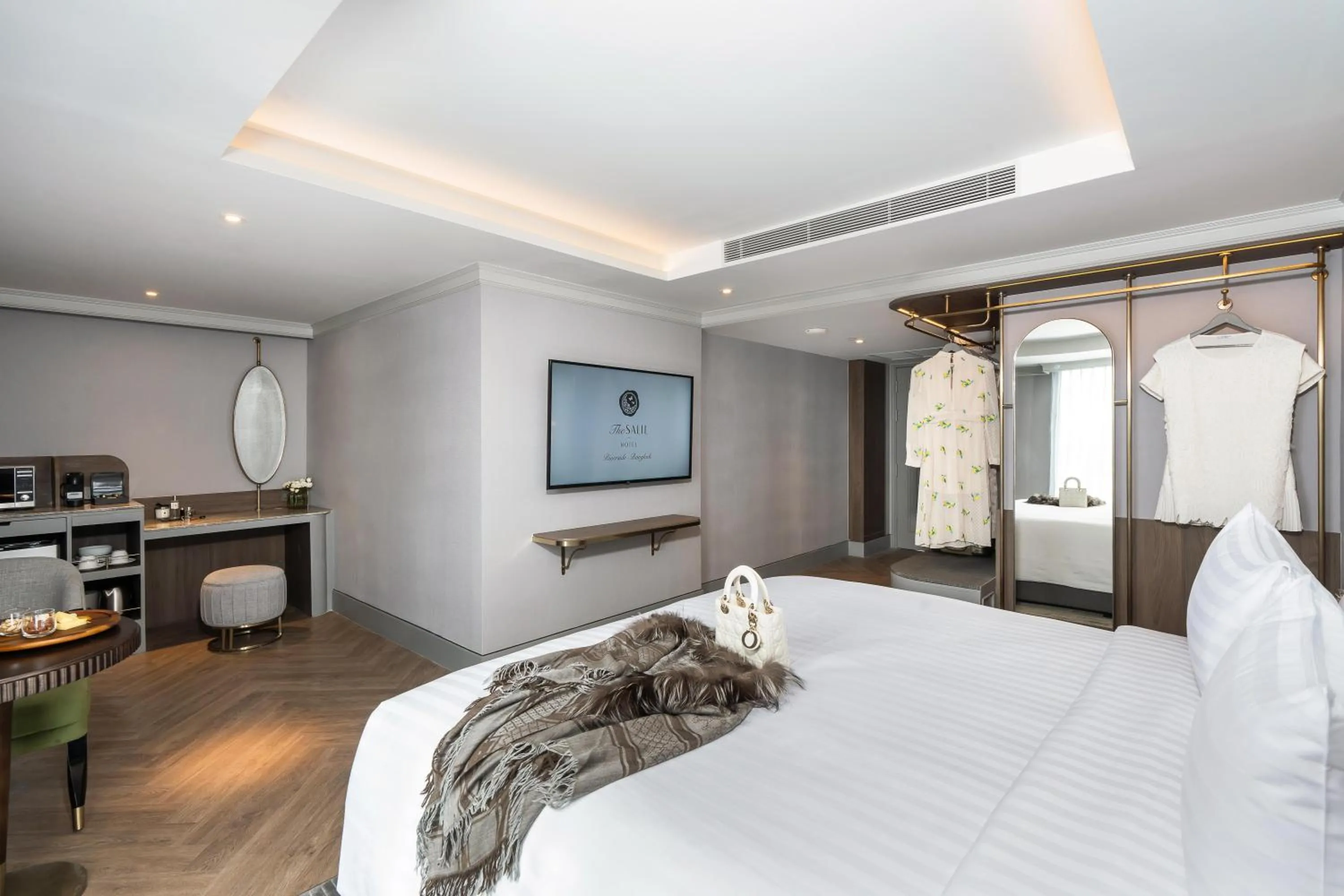 Photo of the whole room, Bed in The Salil Hotel Riverside Bangkok