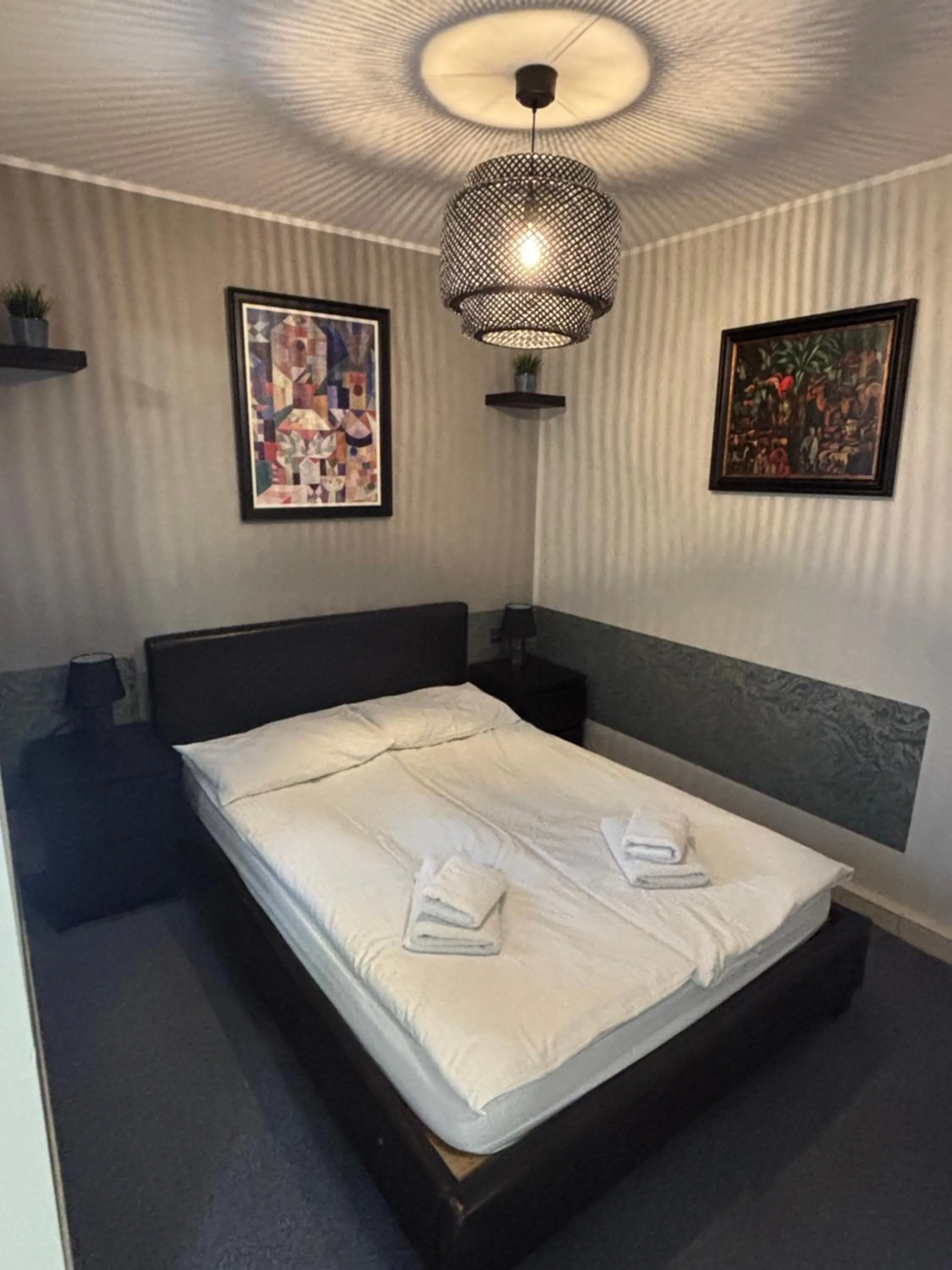 Bed in Hotel Ava