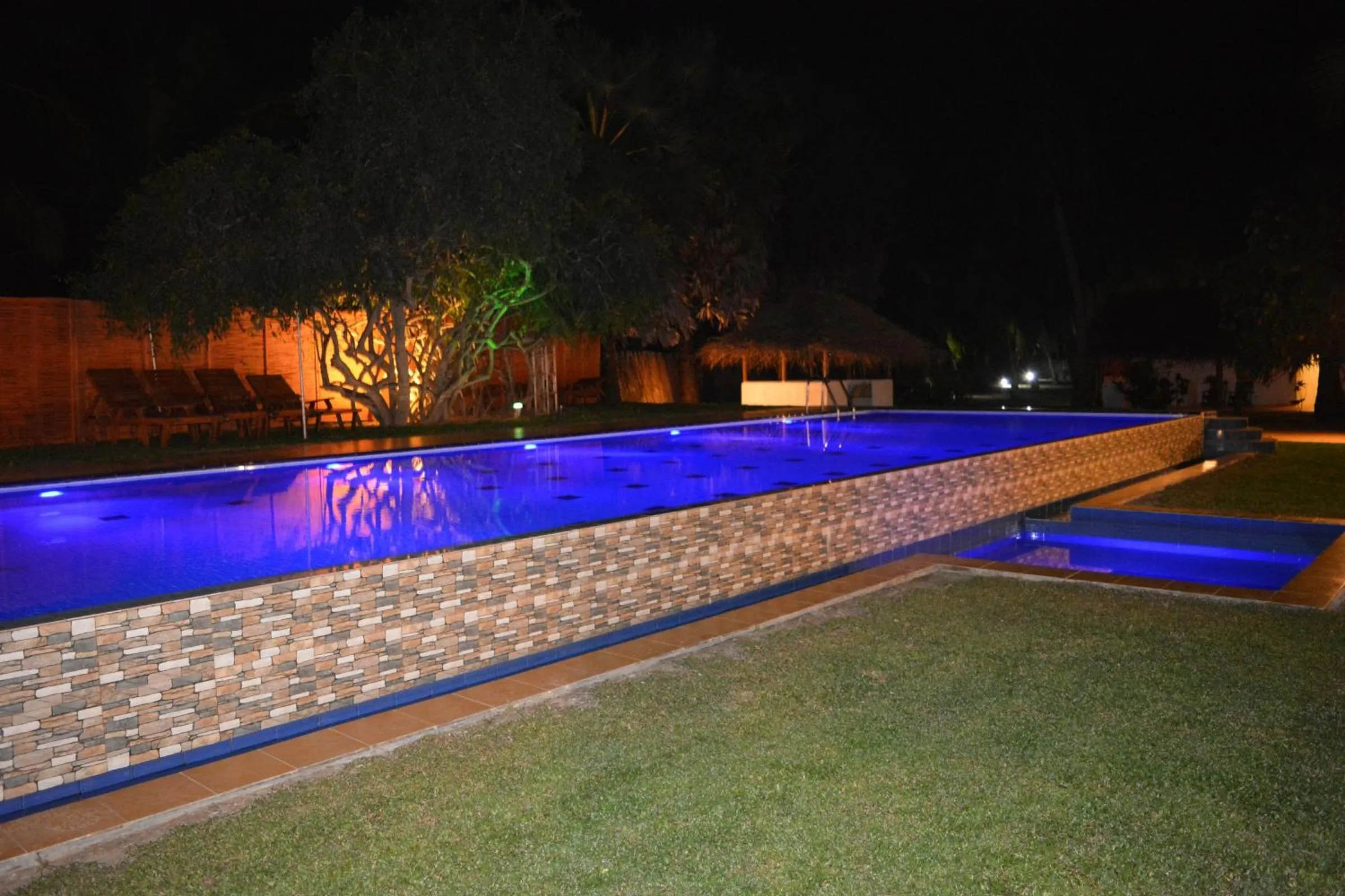 Staff in Roshanne Beach Resort, Kalpitiya