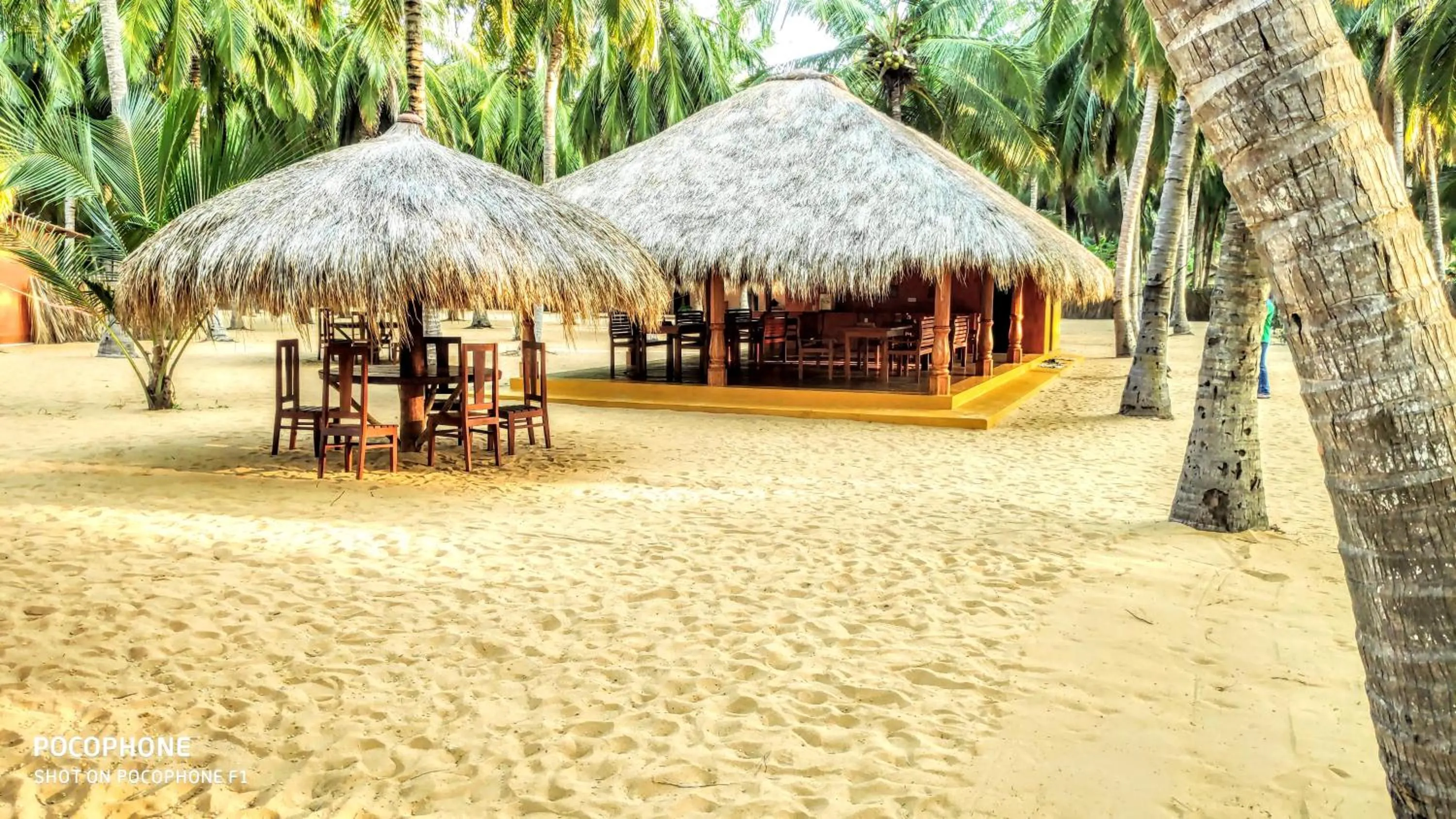 Staff in Roshanne Beach Resort, Kalpitiya