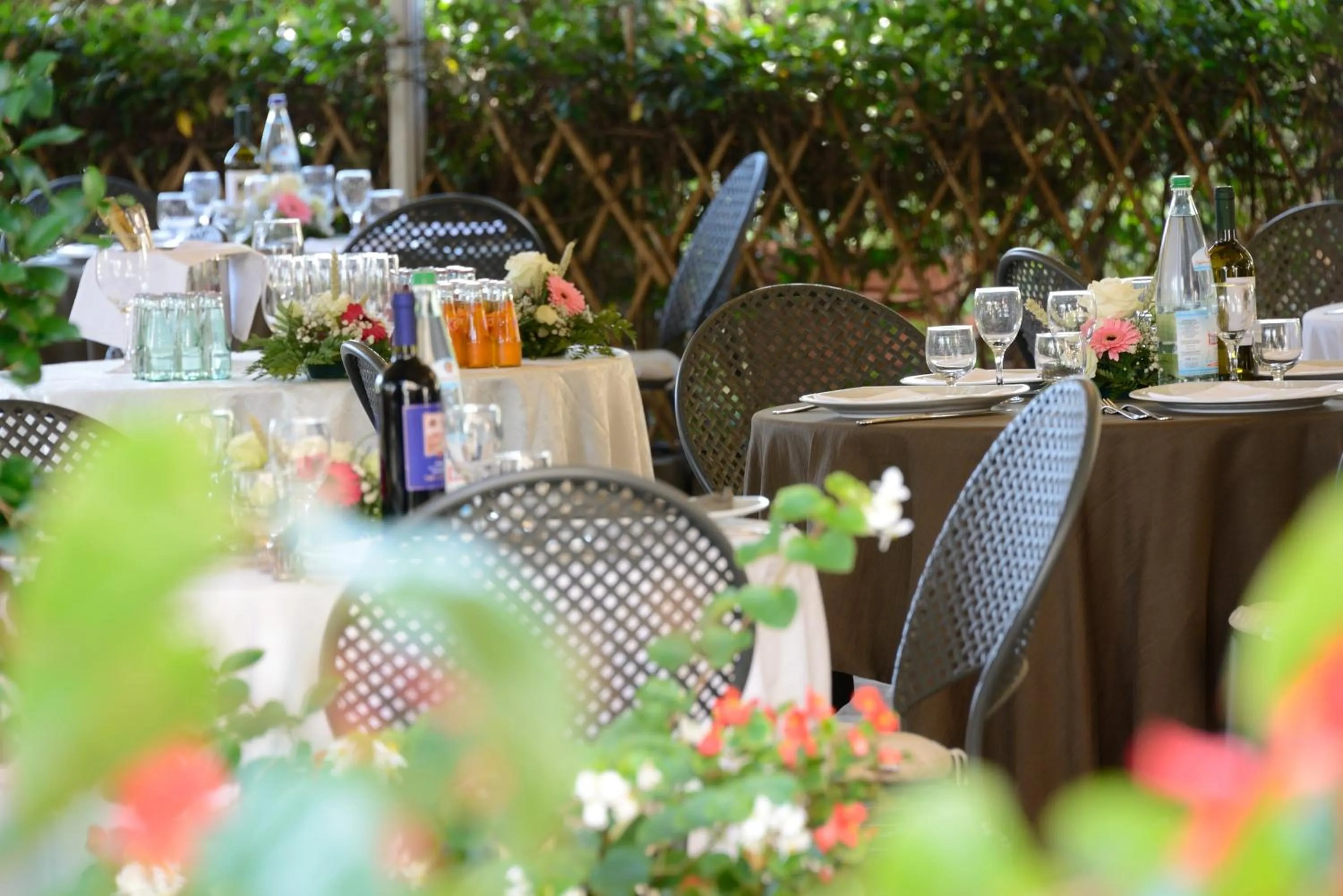 Restaurant/places to eat in Hotel Frate Sole