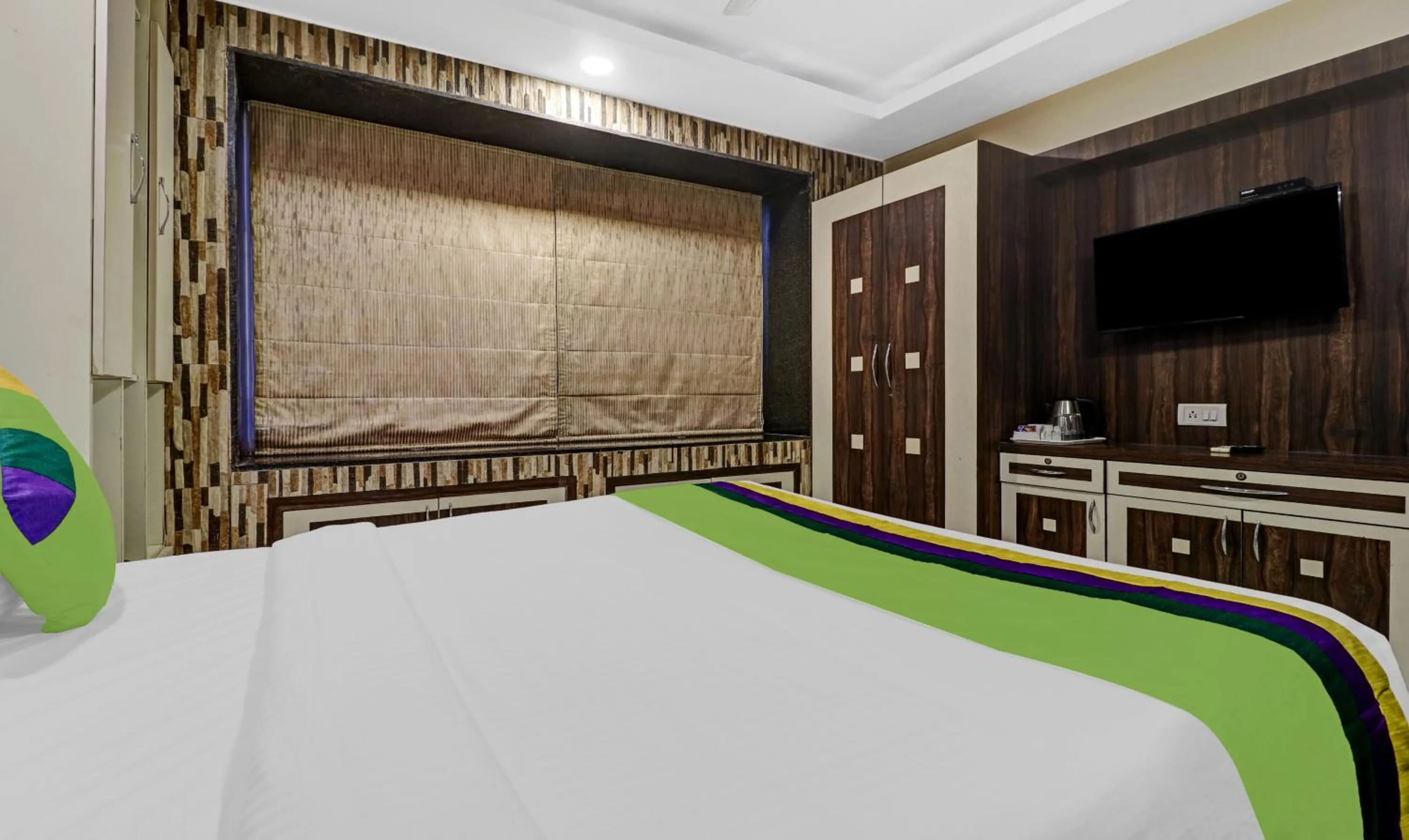 Bedroom, Bed in Treebo Elite Premium Homes