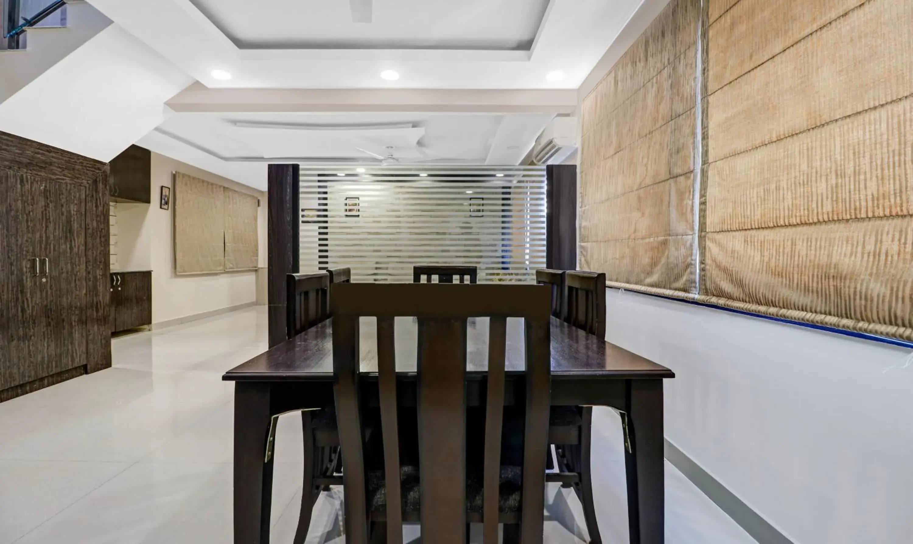 Restaurant/places to eat in Treebo Elite Premium Homes Restaurant/places to eat in Treebo Elite Premium Homes