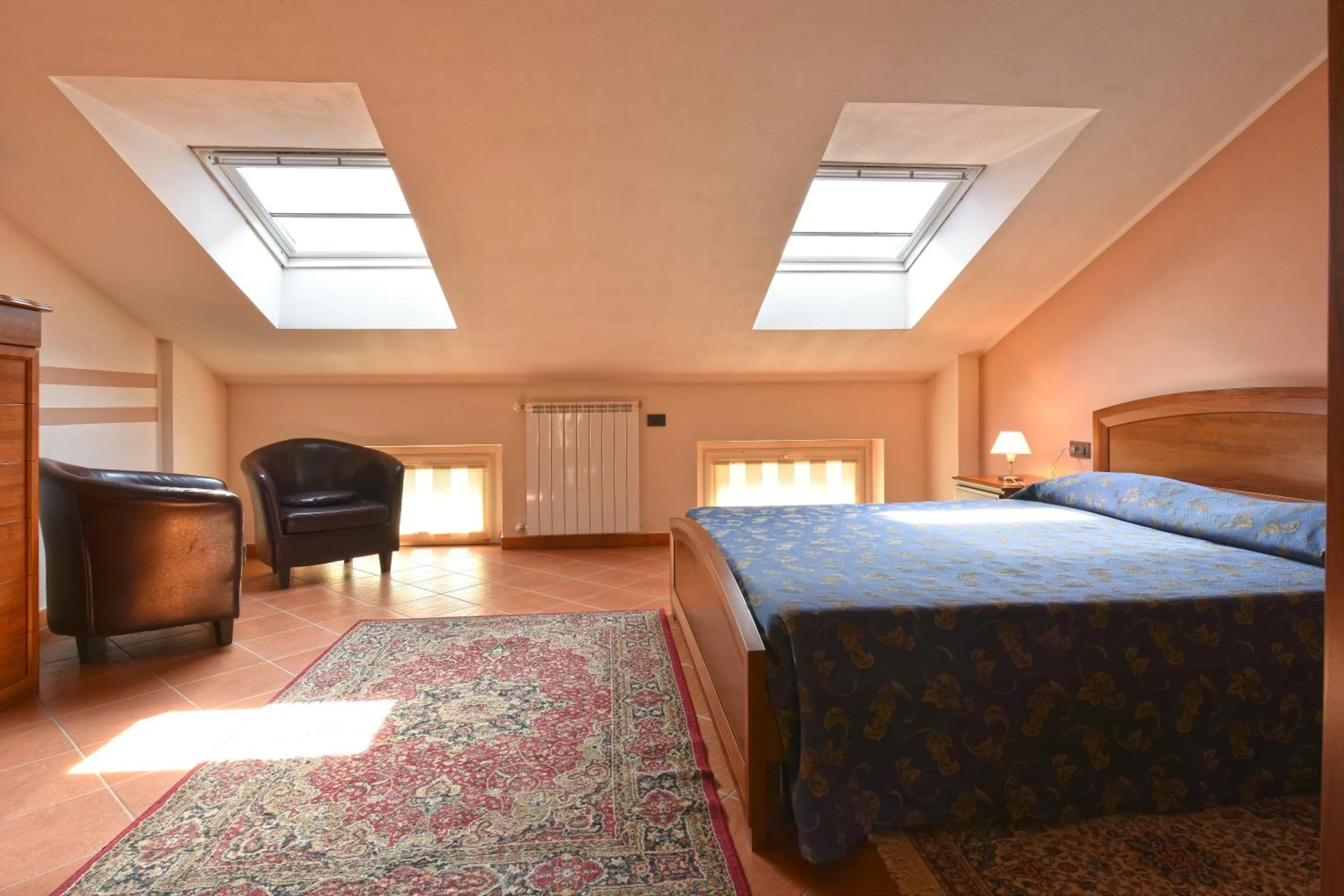 Quadruple Room with Private Bathroom in Hotel Ristorante Borgovecchio