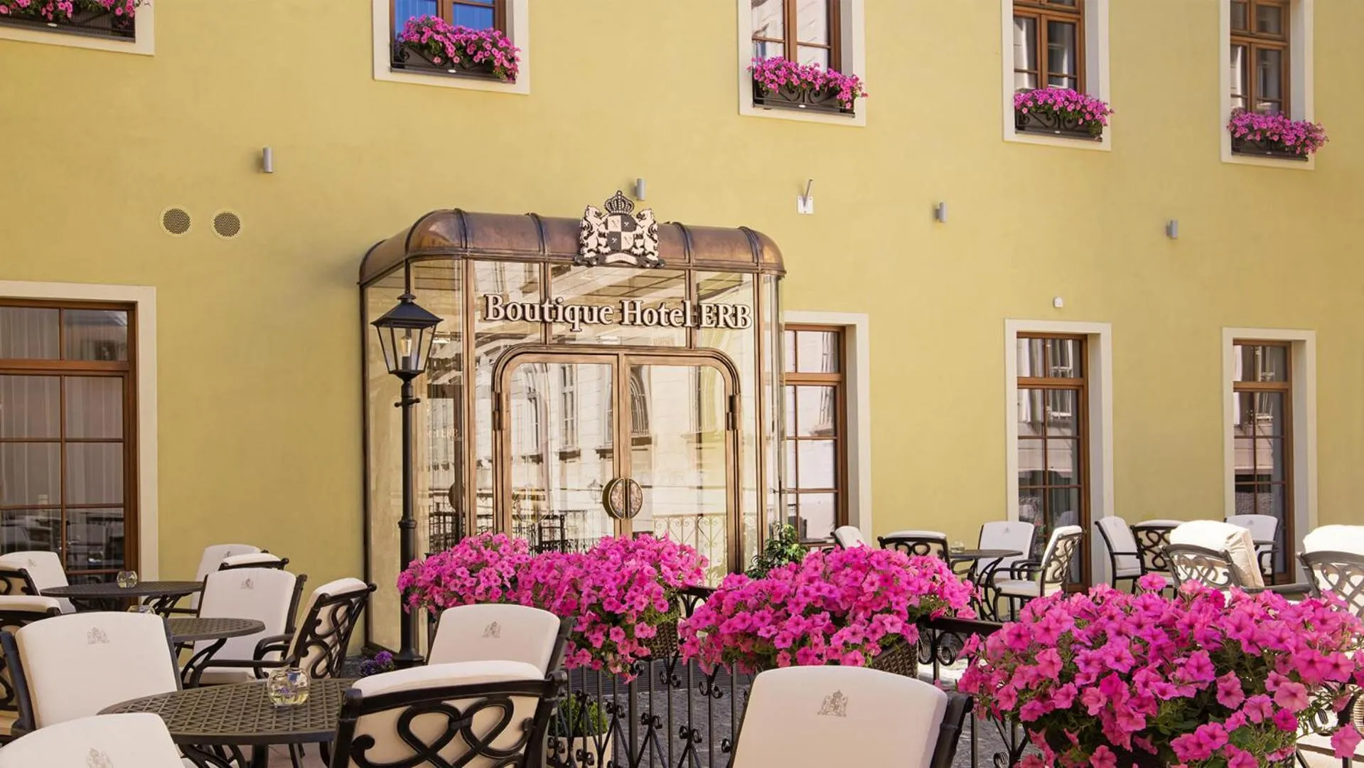 Facade/entrance in Boutique Hotel ERB - Adults Only