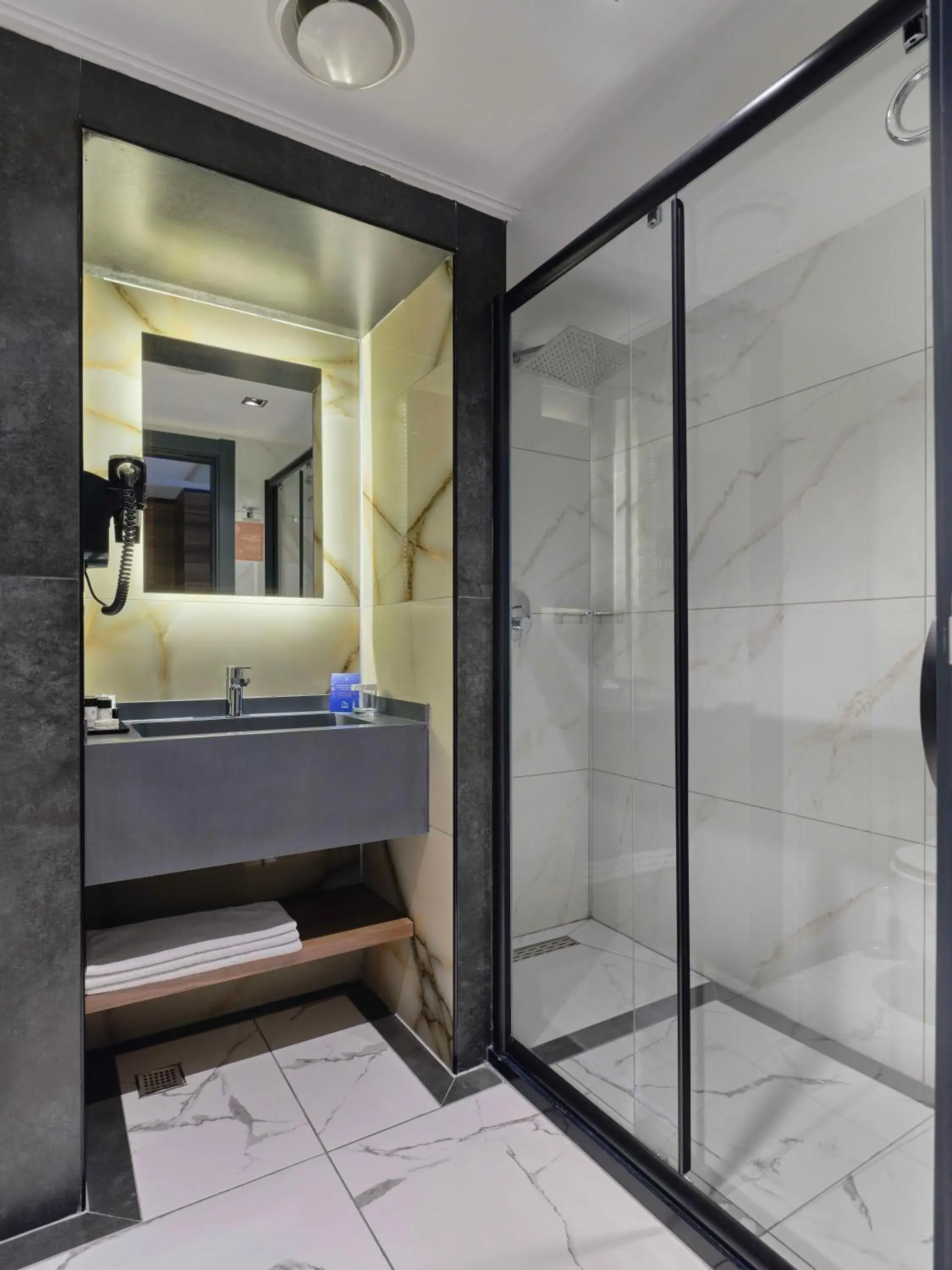 Junior Suite in Dedeman Sanliurfa Junior Suite in Dedeman Sanliurfa