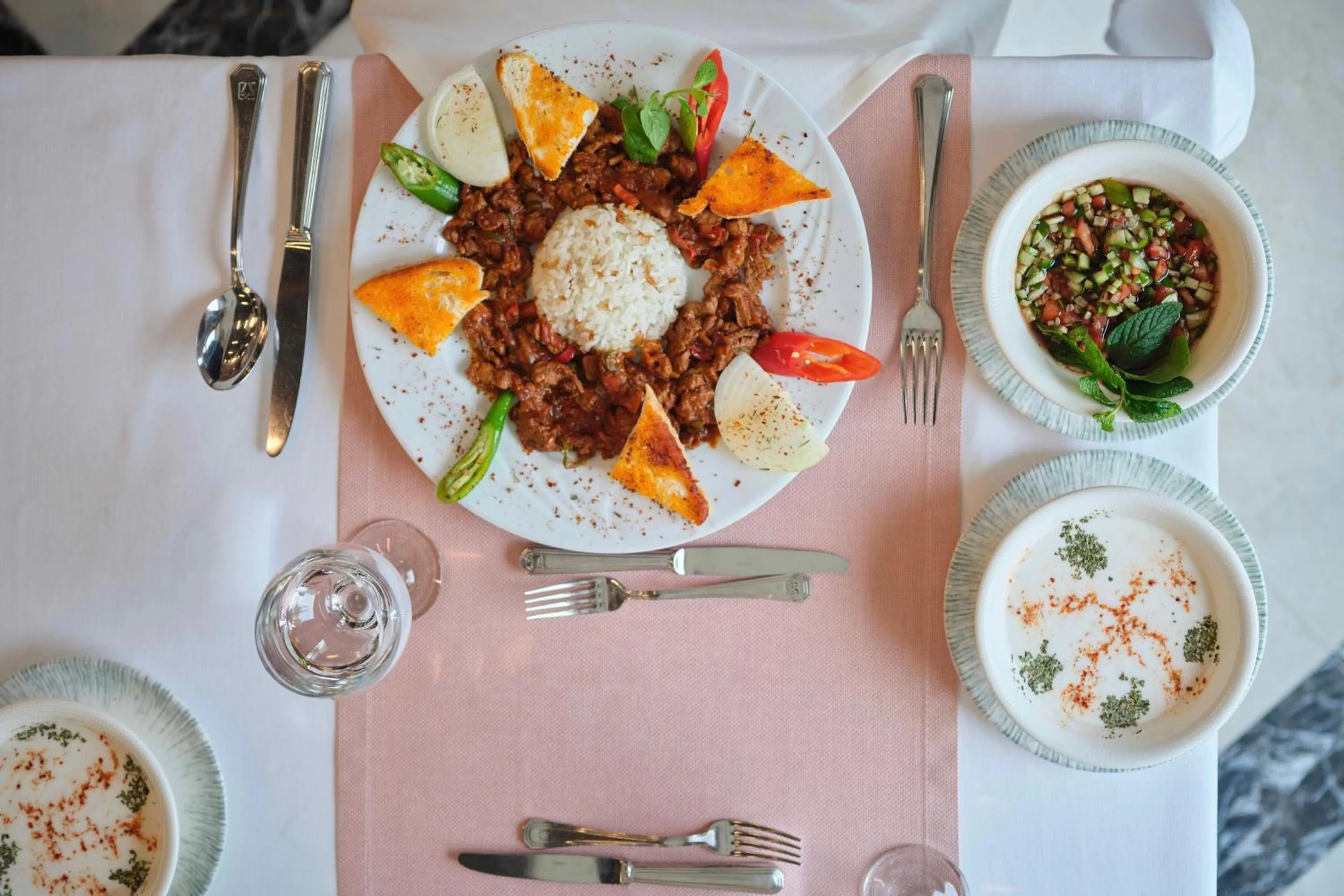 Food and drinks in Dedeman Sanliurfa