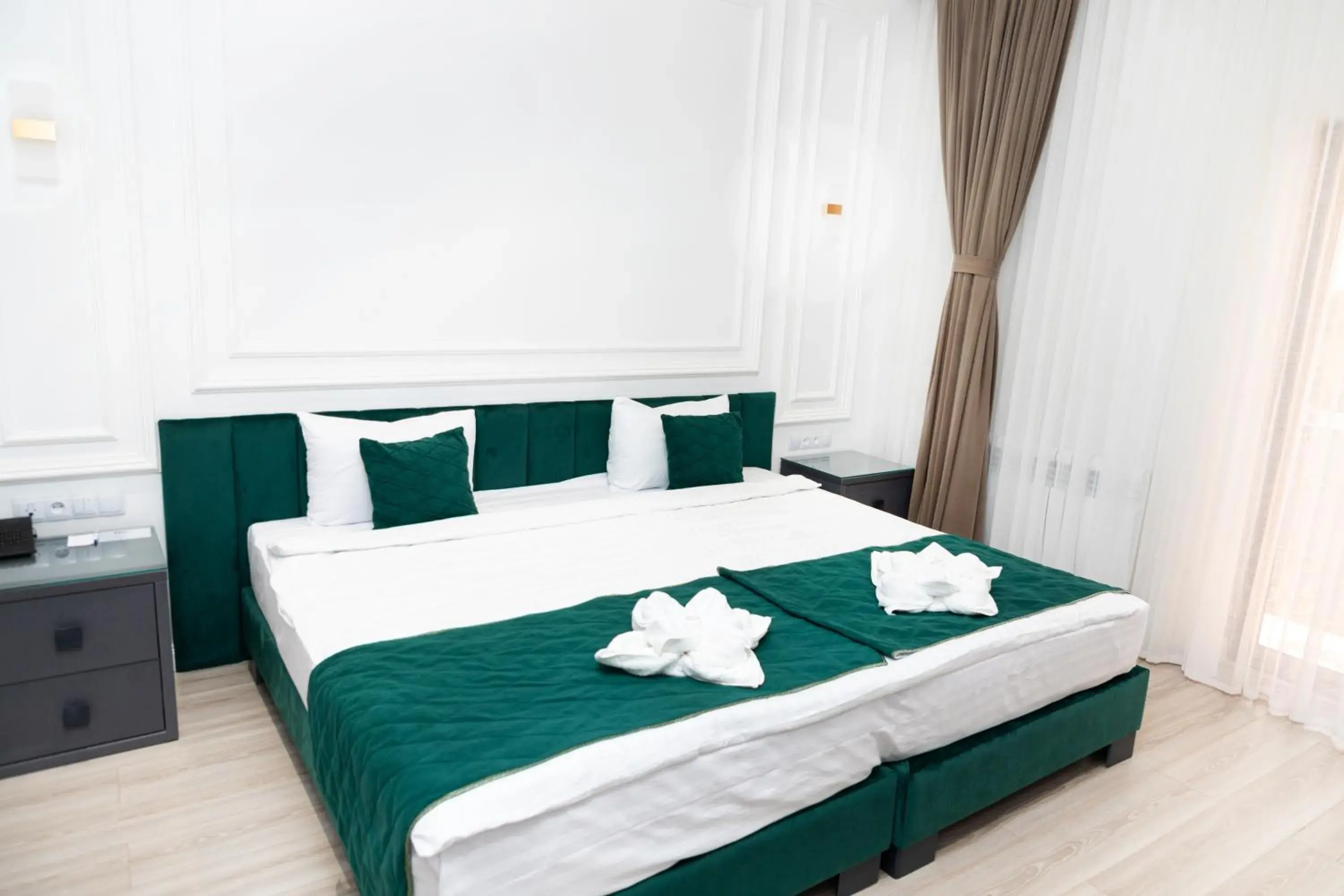 Deluxe Double Room in Marokand Spa Hotel Deluxe Double Room in Marokand Spa Hotel