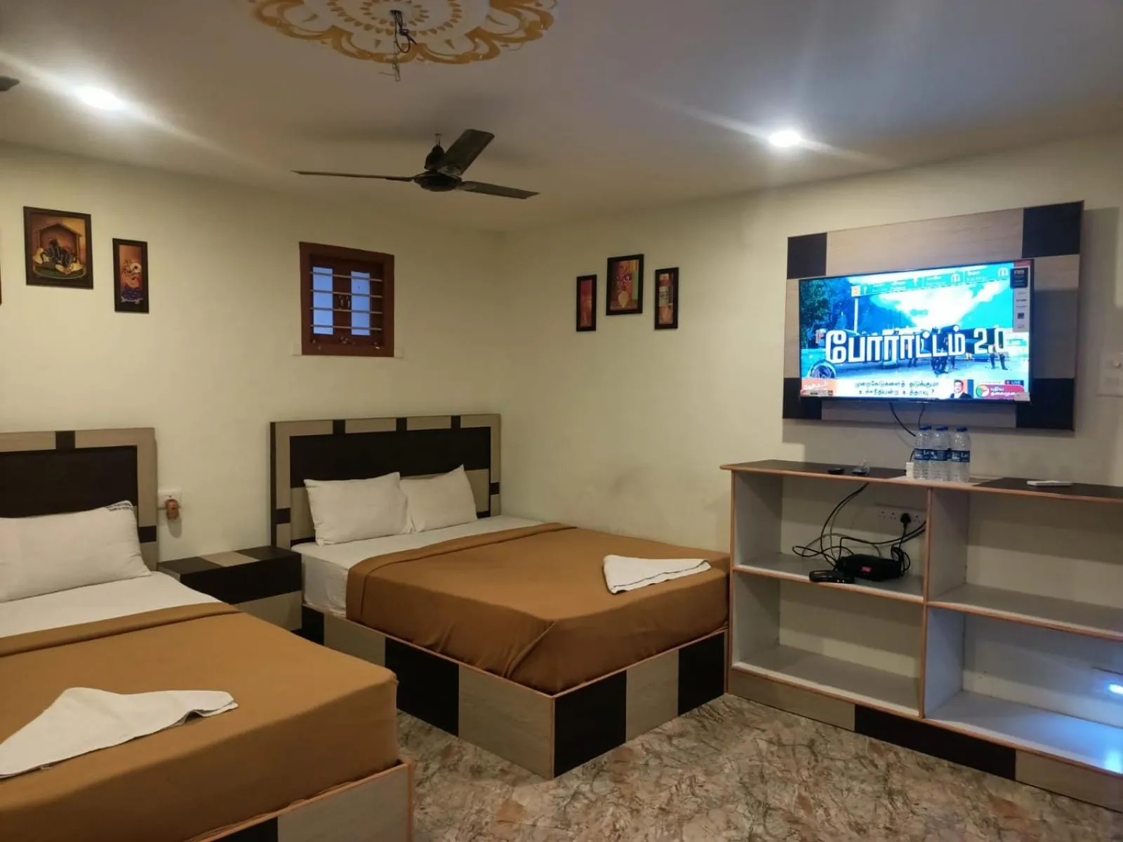 Srirathna Temple View Inn