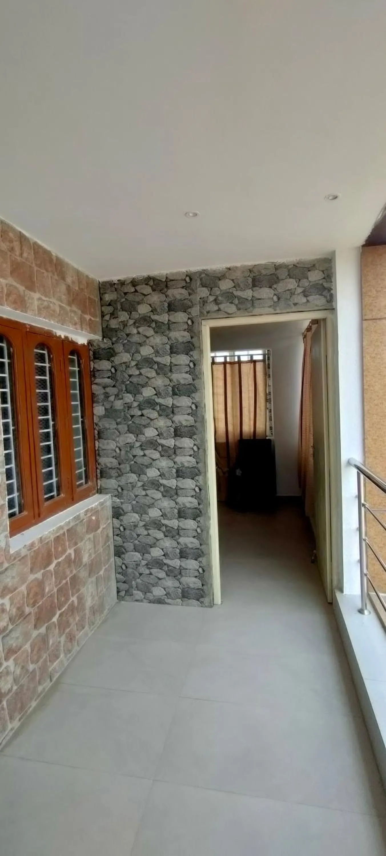 Srirathna Temple View Inn