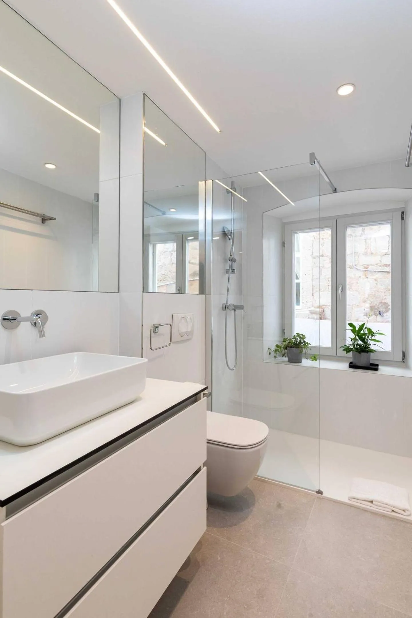 Bathroom in Old Town Apartments u nikse