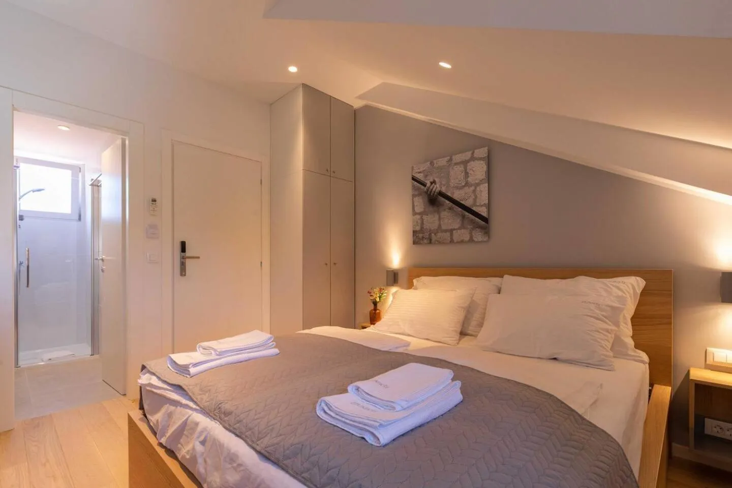 Bedroom, Bed in Old Town Apartments u nikse