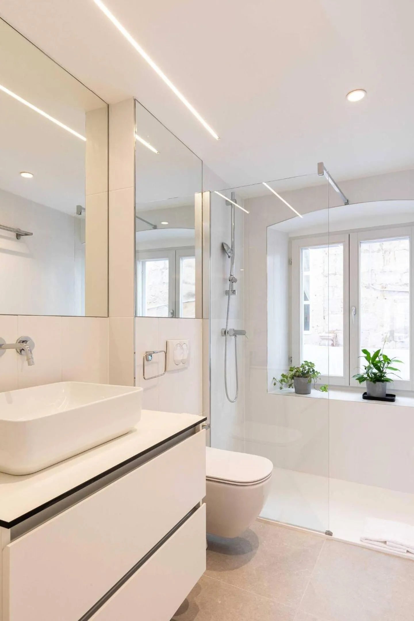 Bathroom in Old Town Apartments u nikse