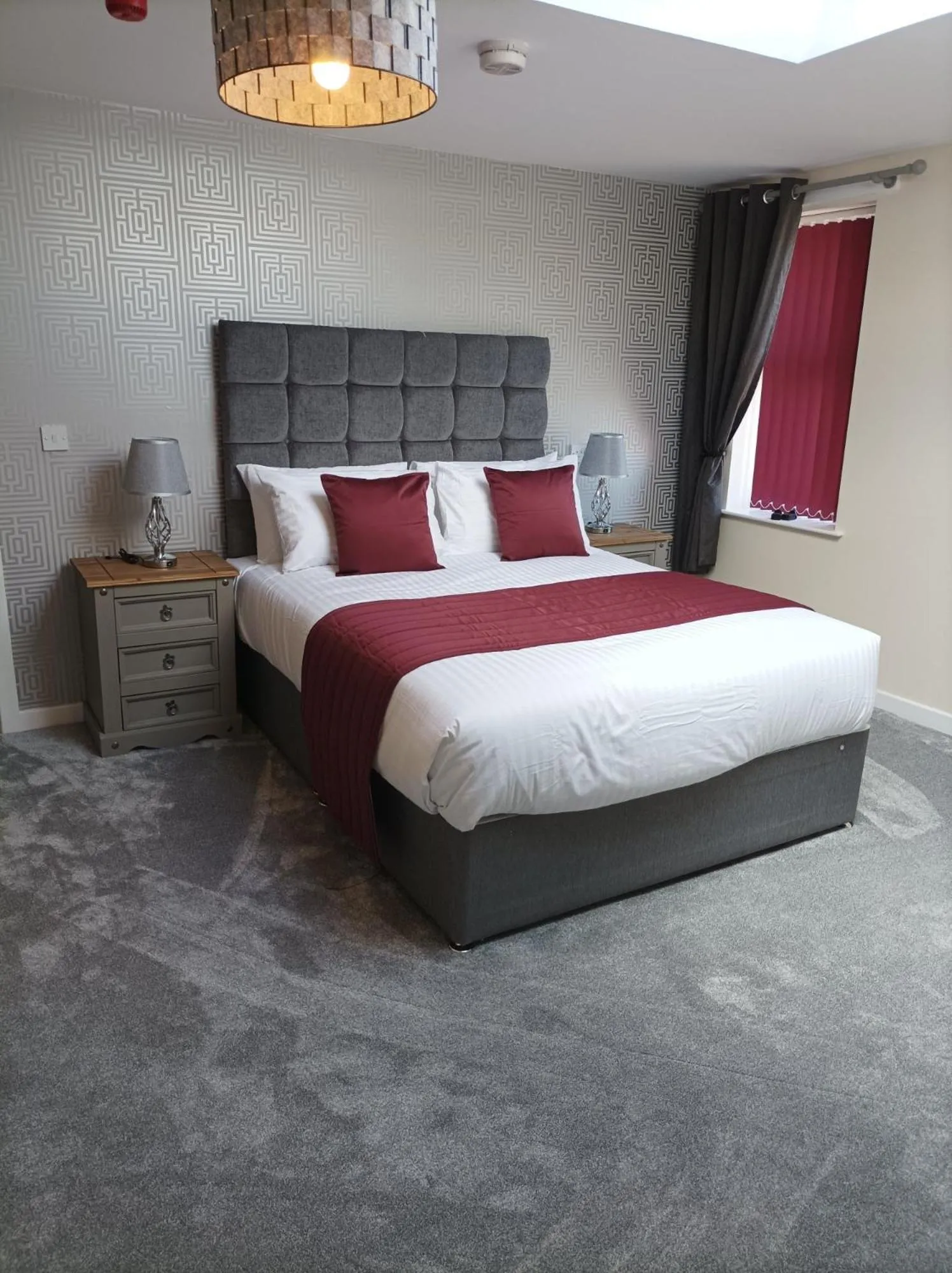 Bedroom, Bed in Rose James Apartments
